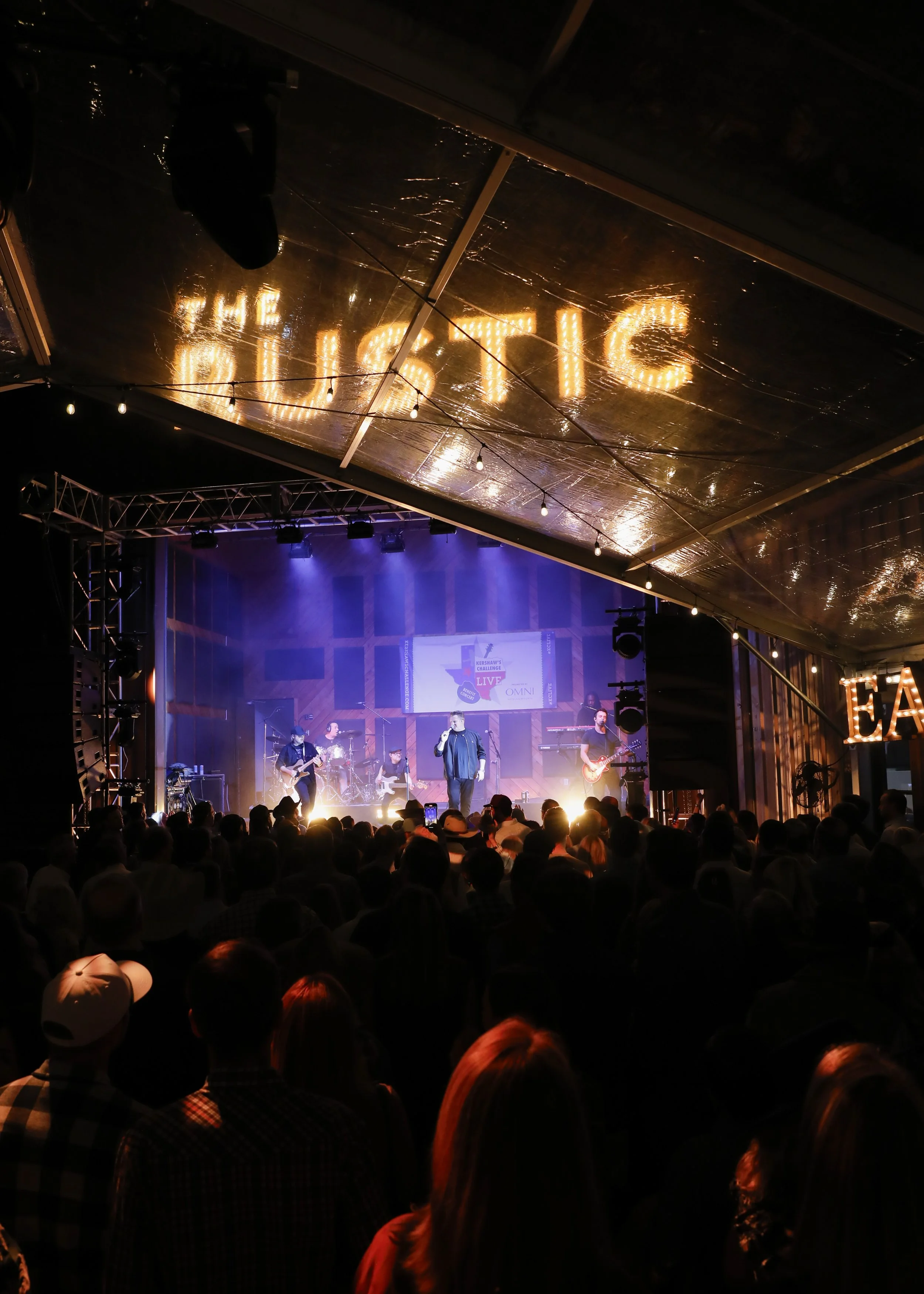 00340KC Live 111325.jpg