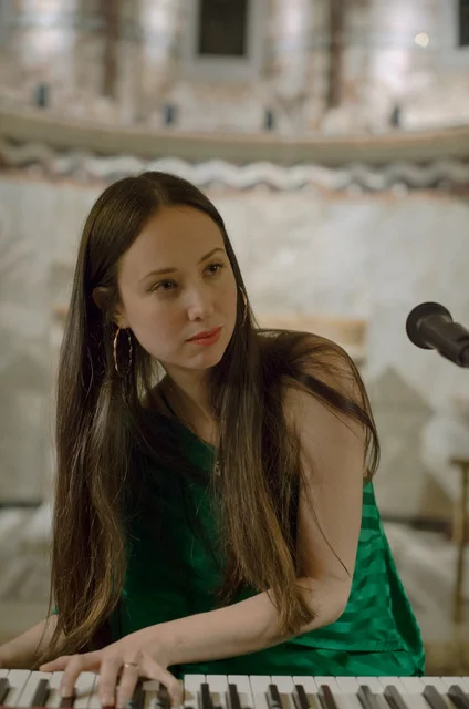 Sasha Siem Wows Press Critics Following Premiere on Noctis