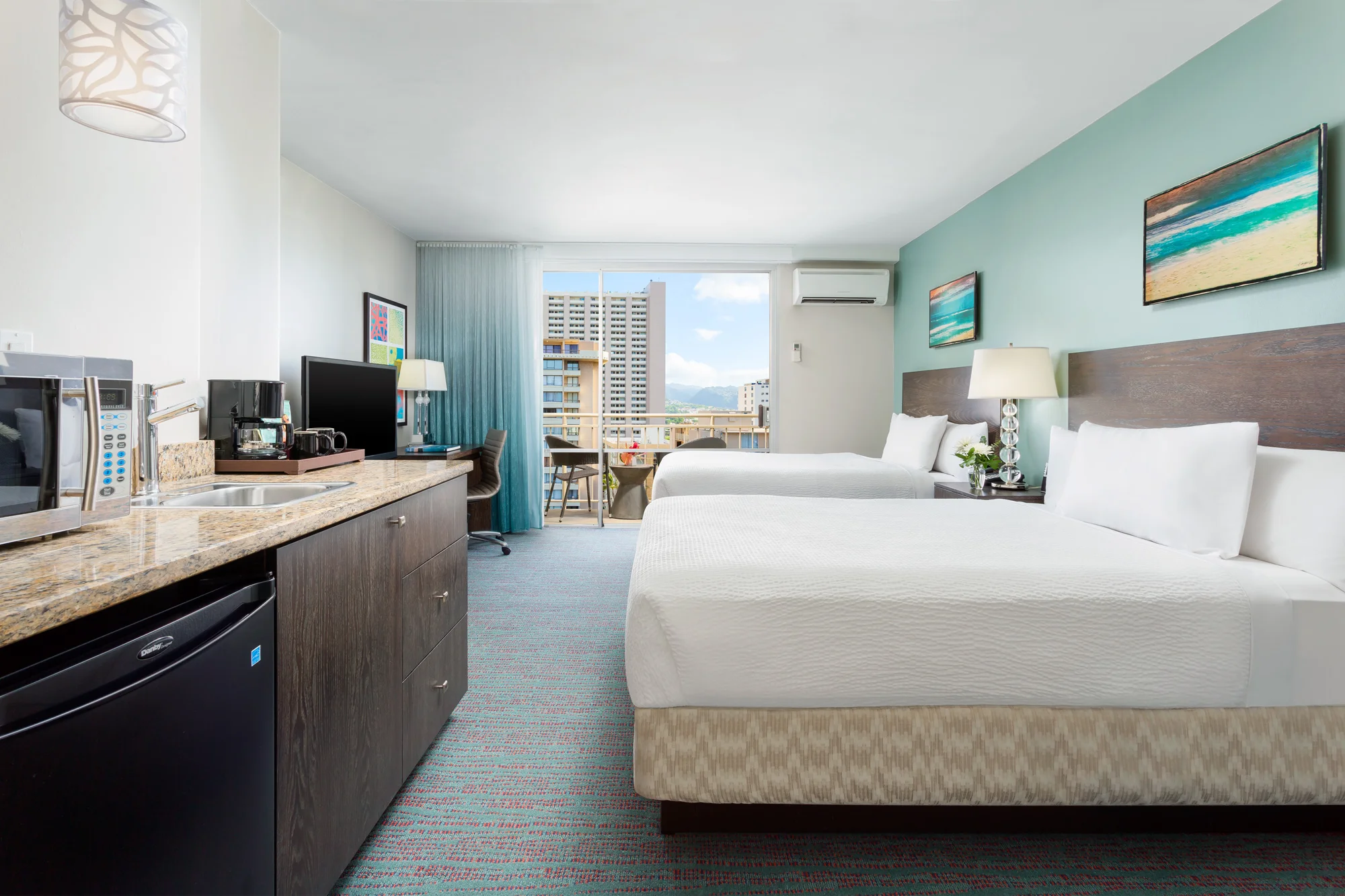 CourtyardMarriott Deluxe Double.jpg