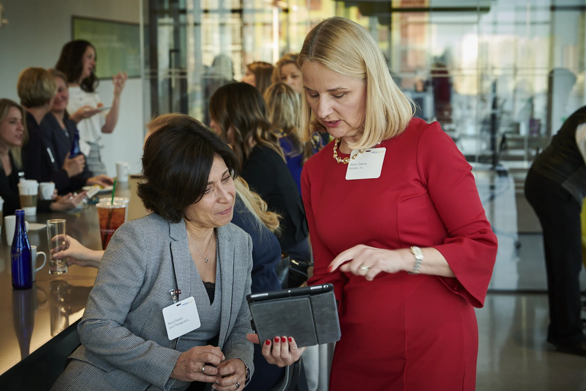 MEDEXECWOMEN_0193.jpg
