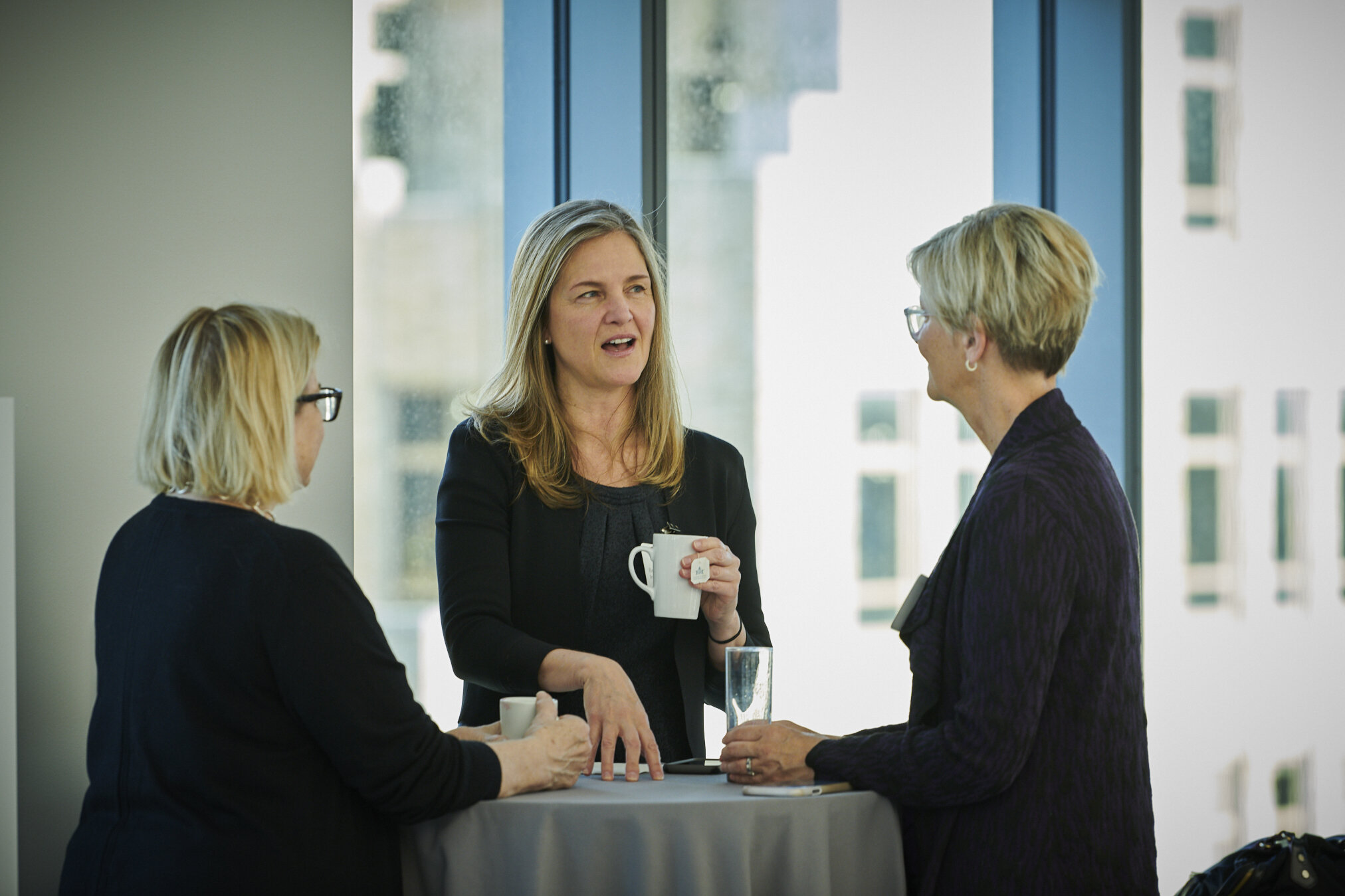 MEDEXECWOMEN_0267.jpg