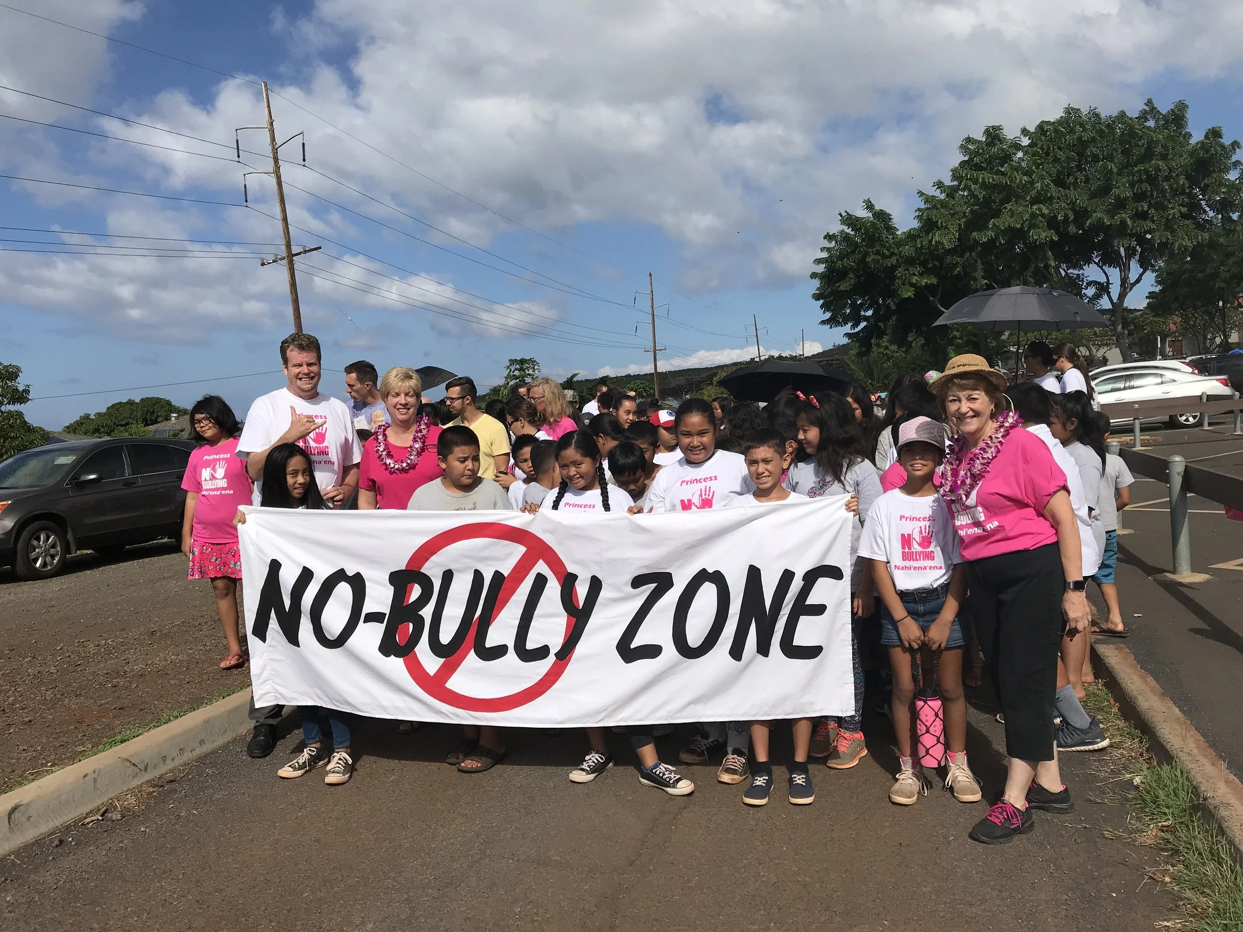 Walking with Princess Nahienaena students as part of their school being a no bully zone. (November 3, 2017)