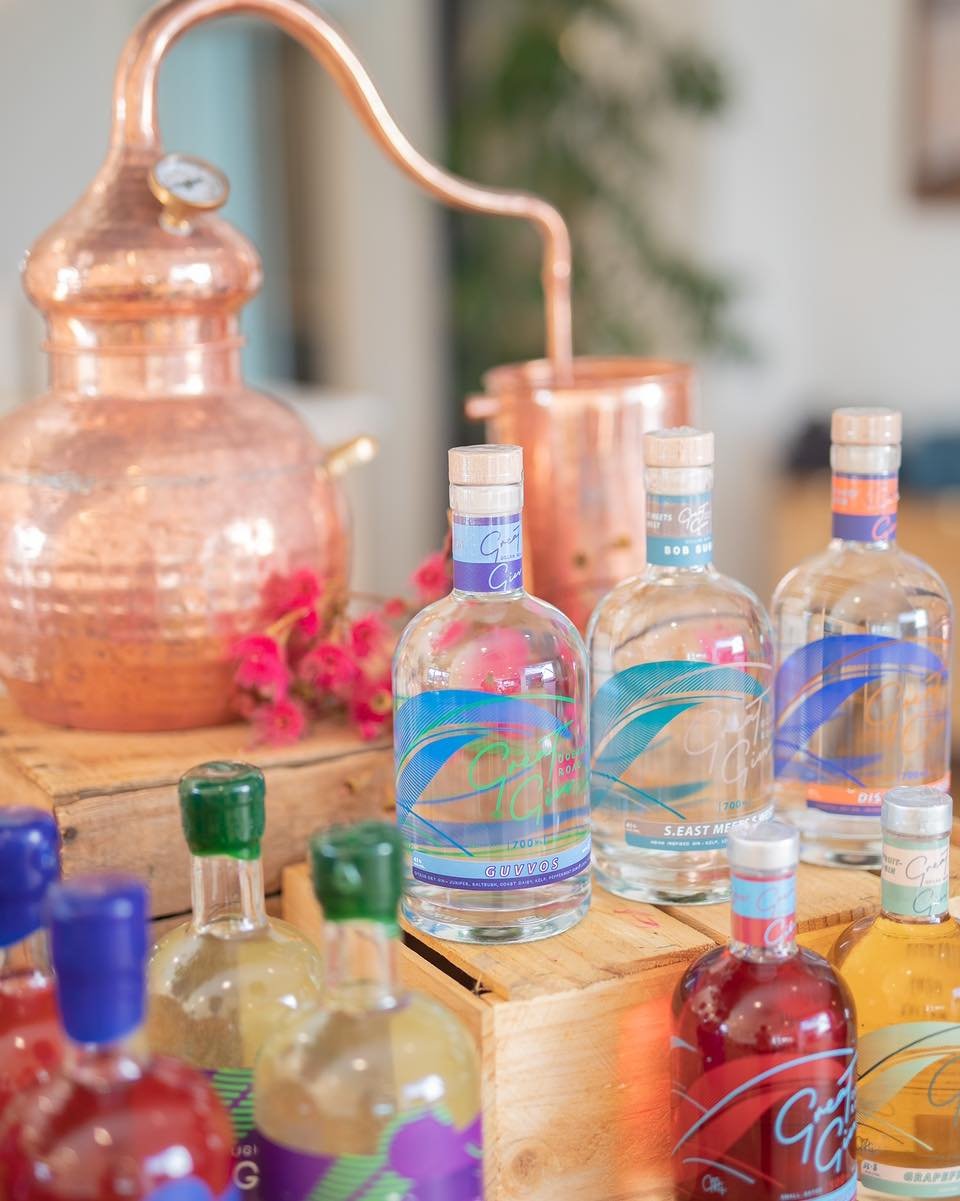 Here&rsquo;s where to catch us tomorrow
Saturday 27 July:
Torquay Farmers Market 8.30am-1pm
Barwon Heads Market 9am-1pm
Tastings &amp; bottle sales. Come try our new Shiraz Gin B2 🍇🍇🍇