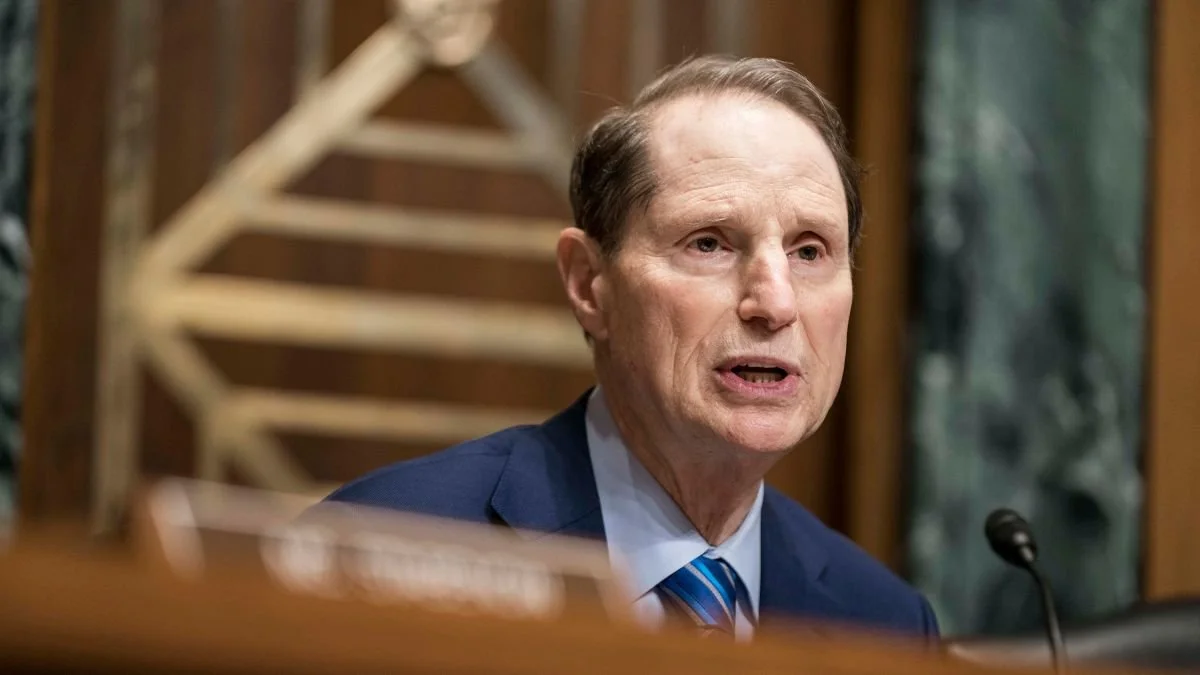 Sen. Wyden: Voters Support Build Back Better’s Cap on Insulin Prices