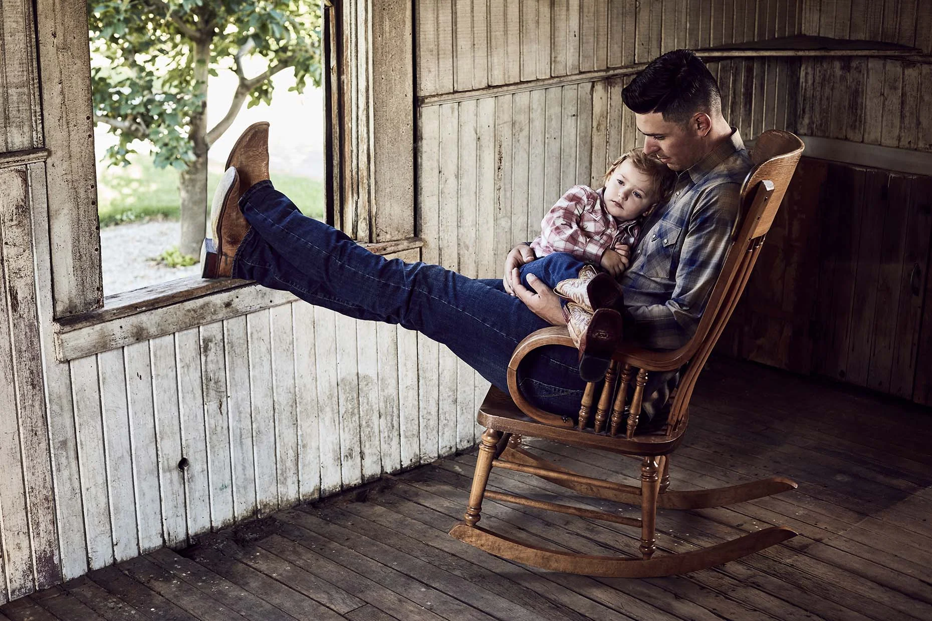 Shot02_Carey_and_Liv_538_LR.jpg