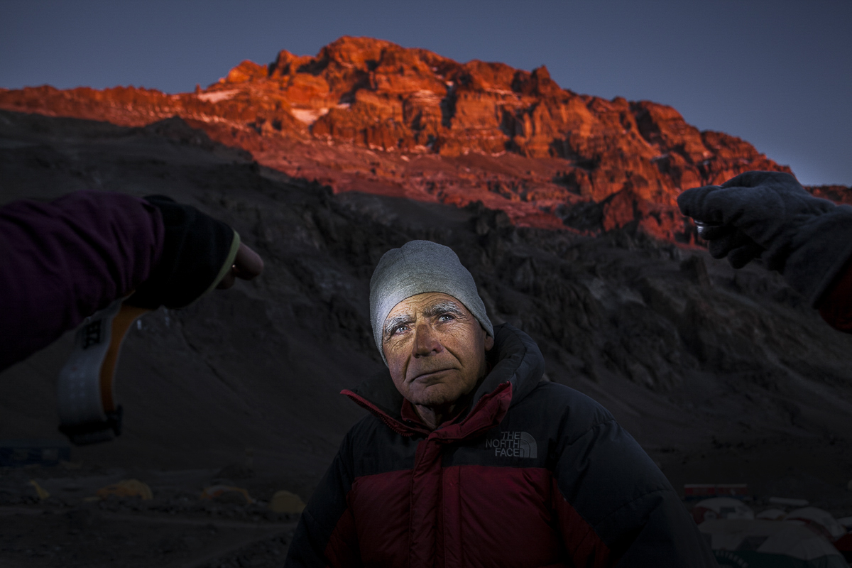 Gaston Oyarzun,  Mountaineer