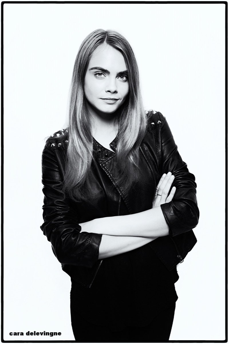 cara_delevingne_MG_4842BW.jpg