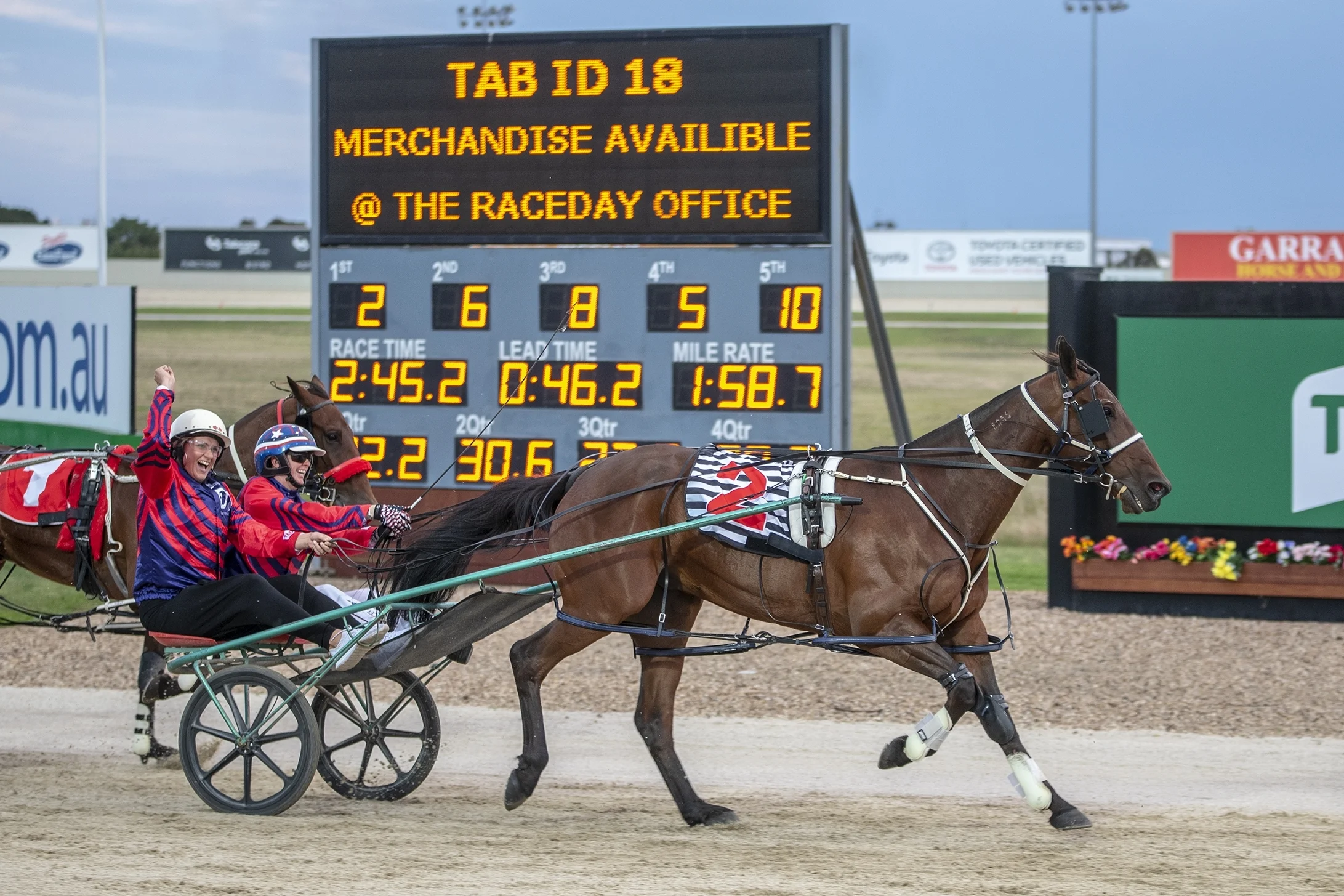 Sharelle McMahon (champion netballer) takes out the inaugural TAB ID18 RSN Double-Seater Sulky Race alongside Kerryn Manning