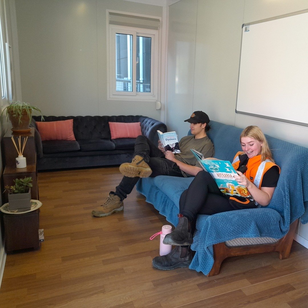A huge ka pai to Briar who recently gave our 15 Valley Winey Quiet Room a revamp. The space now has places to sit, plants and a bookshelf! 🌻

This awesome space gives our people a place to decompress, read, pray, meditate and mauri tau/calm our spir