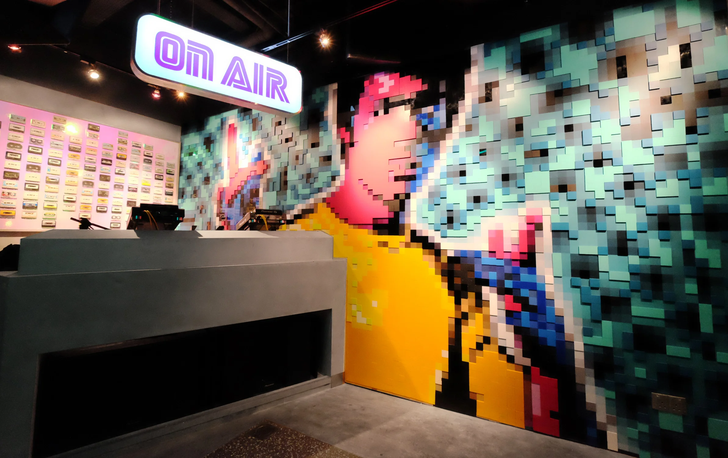 bruce lee pixel wall 2.jpg