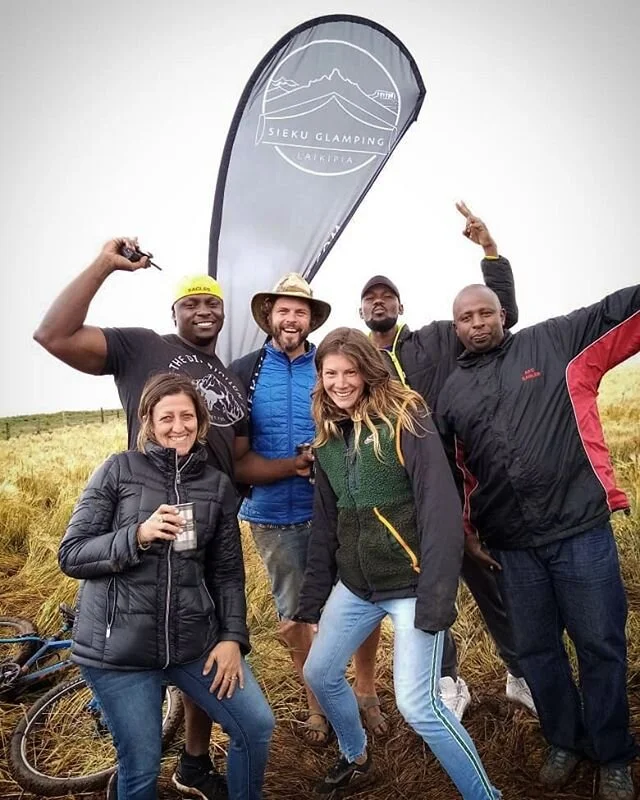 Officially the funnest team at @10to4_mountainbike_challenge 2020 - the Sieku Glamping sponsored waterstop team!  #siekuglampinglaikipia #siekuglamping #10to4mountainbikechallenge2019 #tropicair10to4 #mountkenyatrust #laikipia #forpeaksake