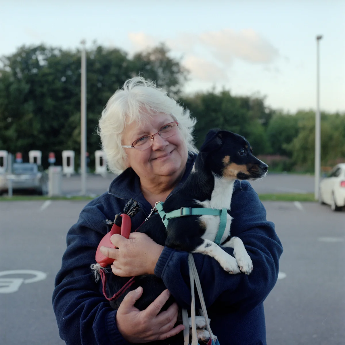 Auntie Olga and Nellie, Sweden