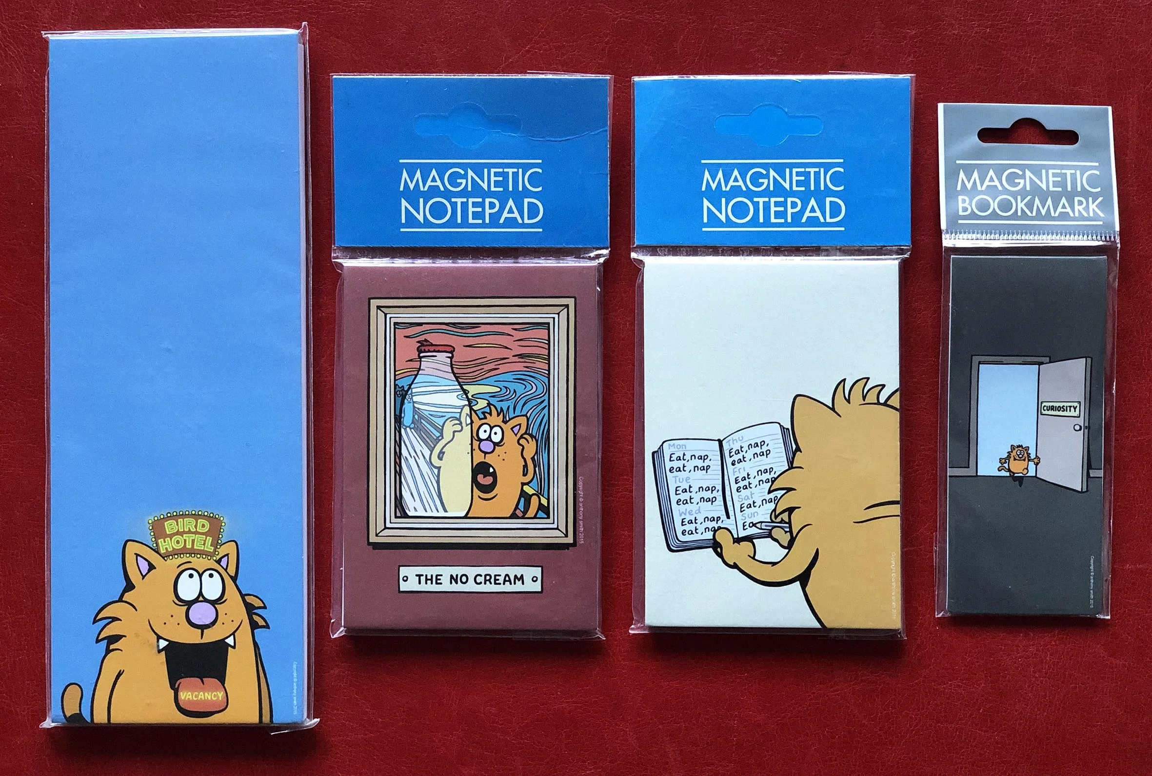  Magnetic notebooks. 