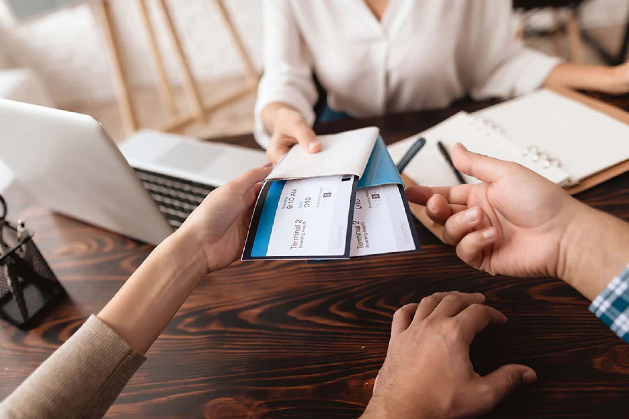 3 Mistakes Travel Agencies Make When Working with Merchant Services