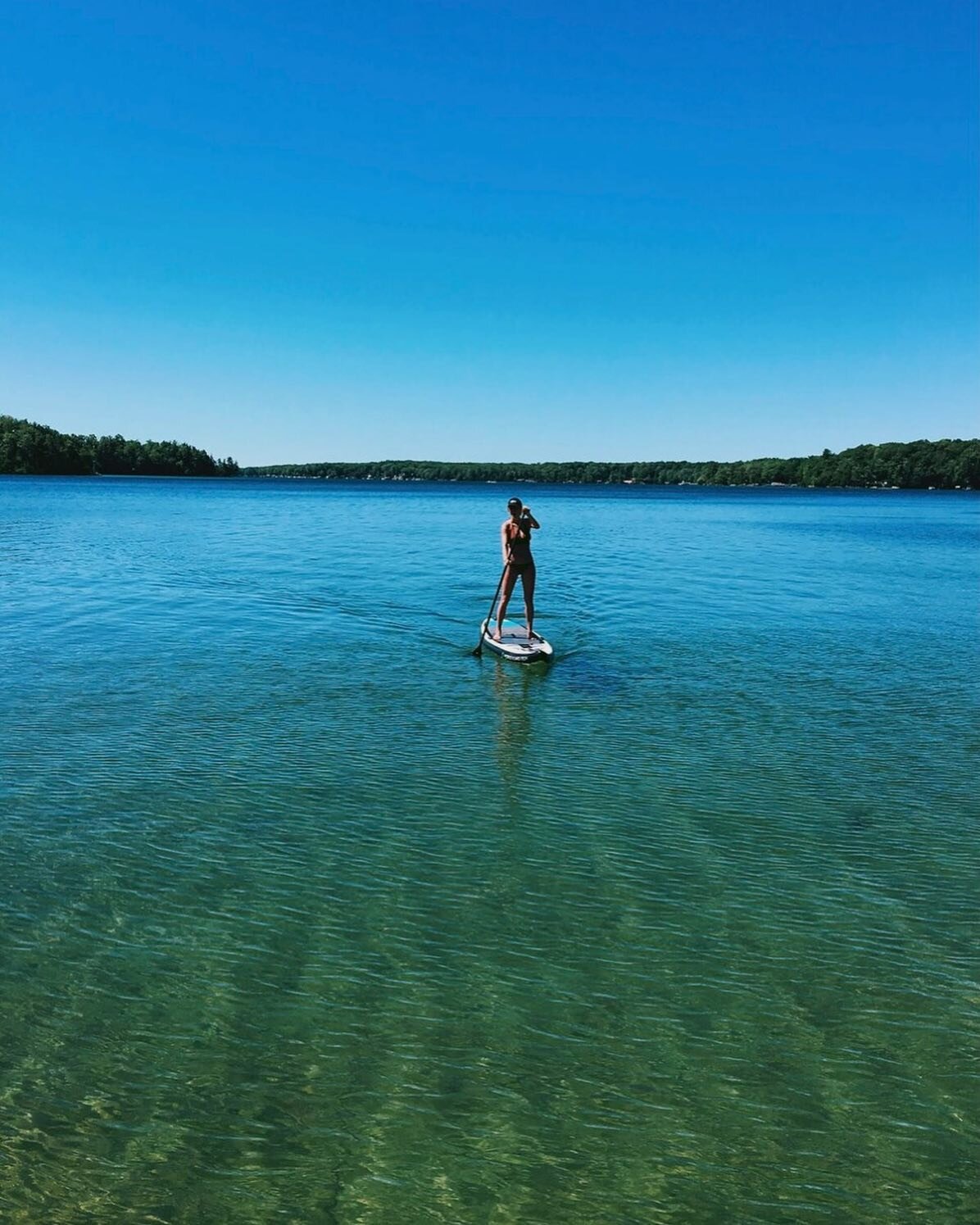 Anyone local to #norfolk 💙New Paddle Group Starting💙
Soooooo, one of the experiences I have discovered over LD, like many, is paddle boarding!
SUP is a true reminder of the exterior Prana as you stand up on the shifting density of water, and a true