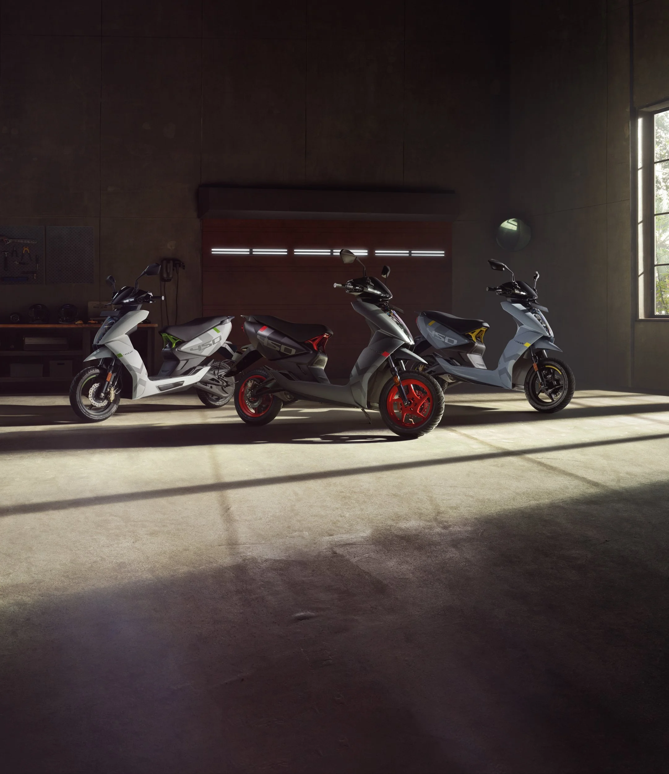 Ather energy 450x Overtone-1-3.jpg