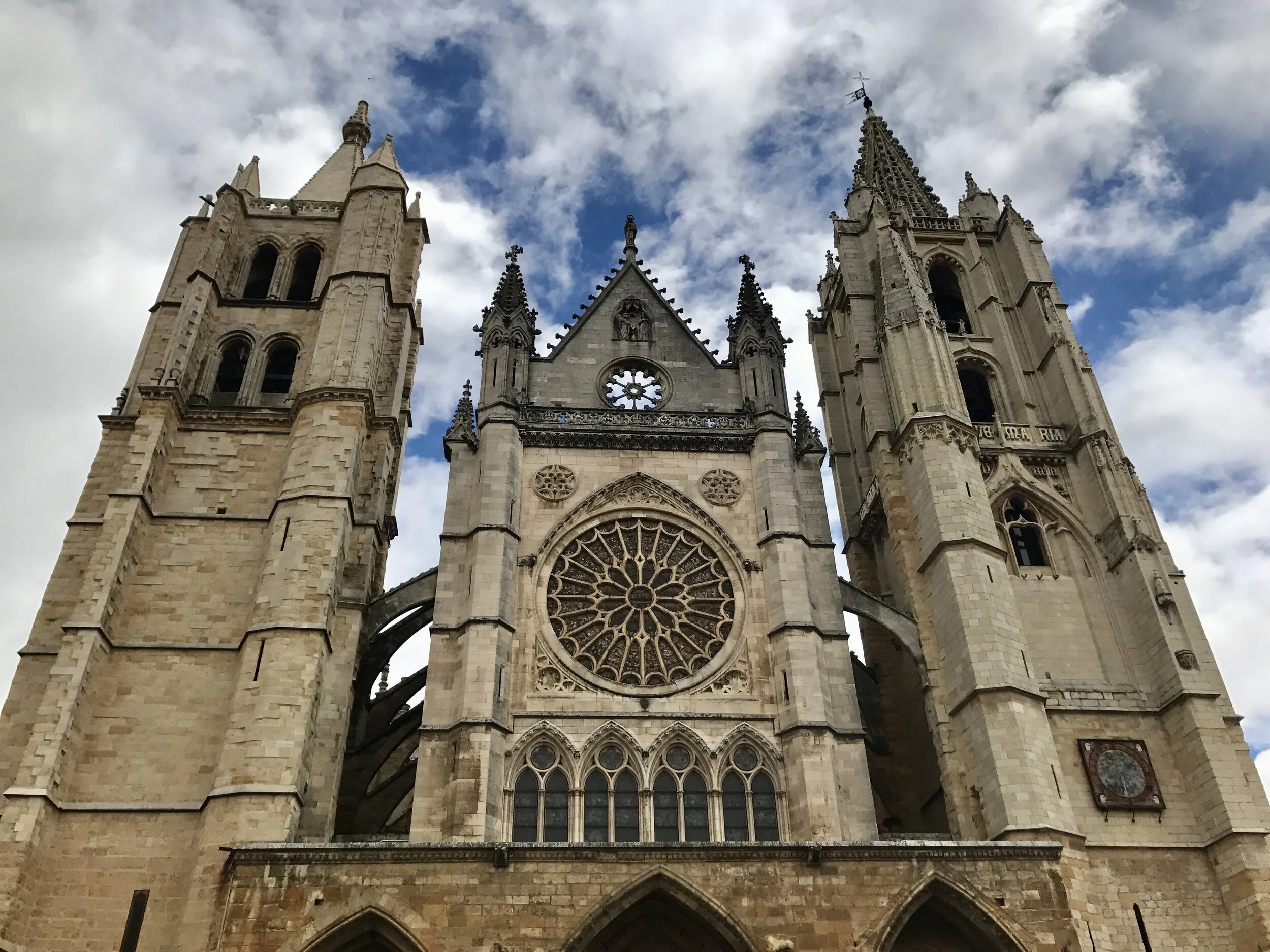 Day 22: Mansilla de las Mulas - Leon, 18.2 km. 