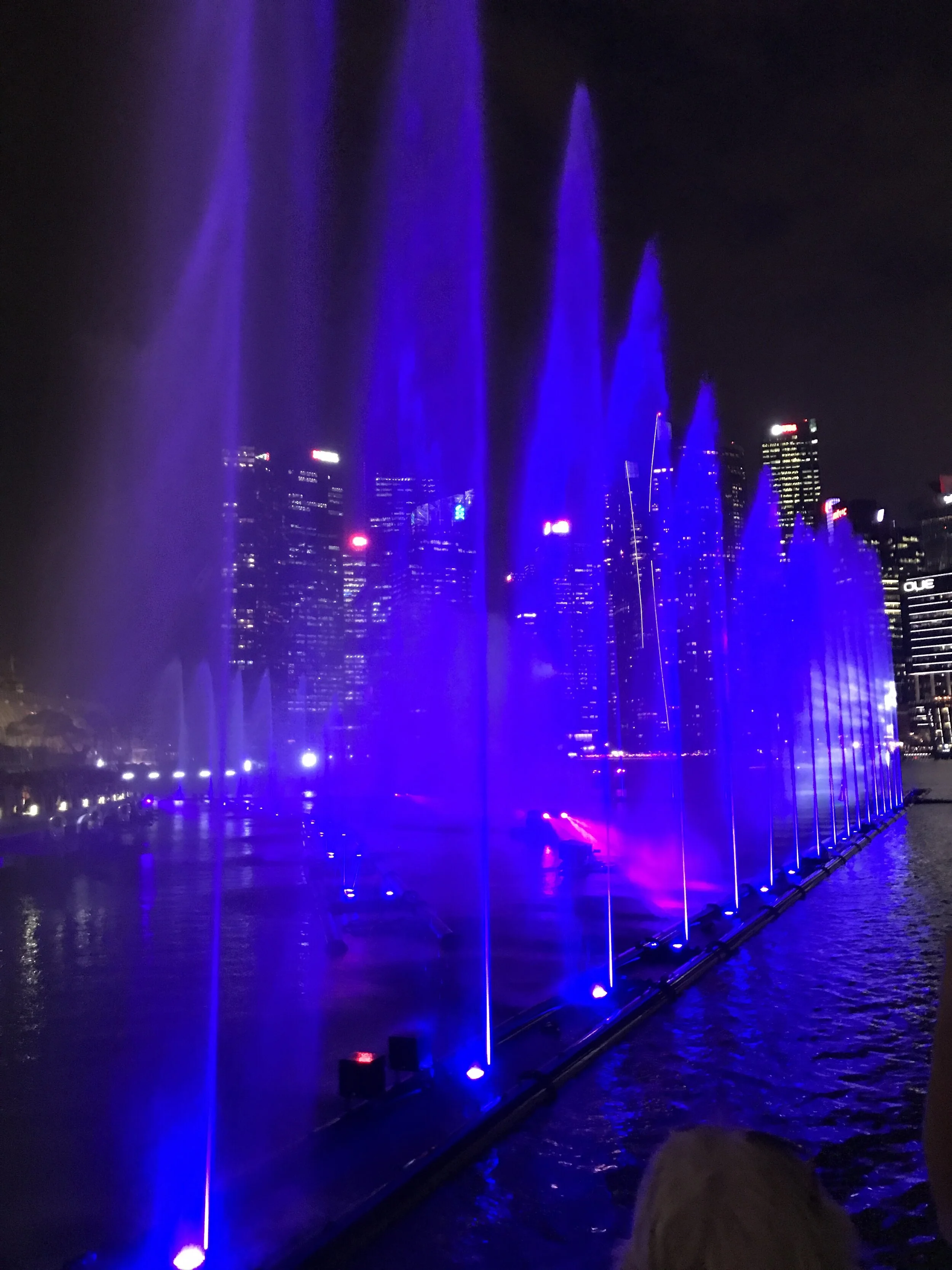 Singapore: Spectra, A Light &amp; Water Show