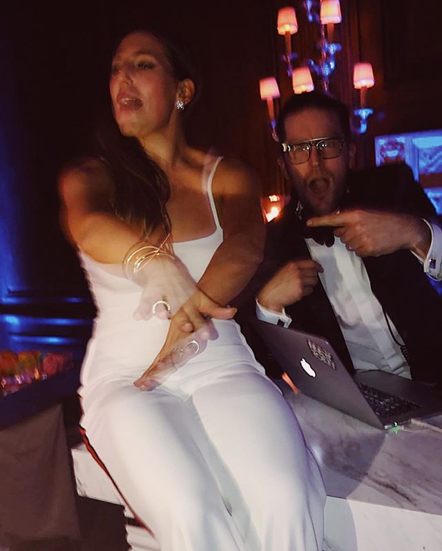 Happy to share and Anniversary weekend with these party animals!  Happy anniversary #mrandmrsblock !!
.
📸: @kingensmith