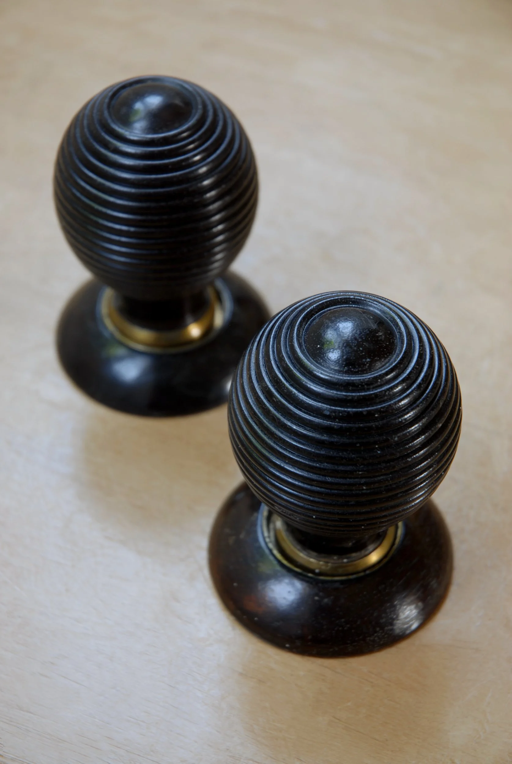 SIZED 1399 Beehive Antique Door Knob Handles.JPG