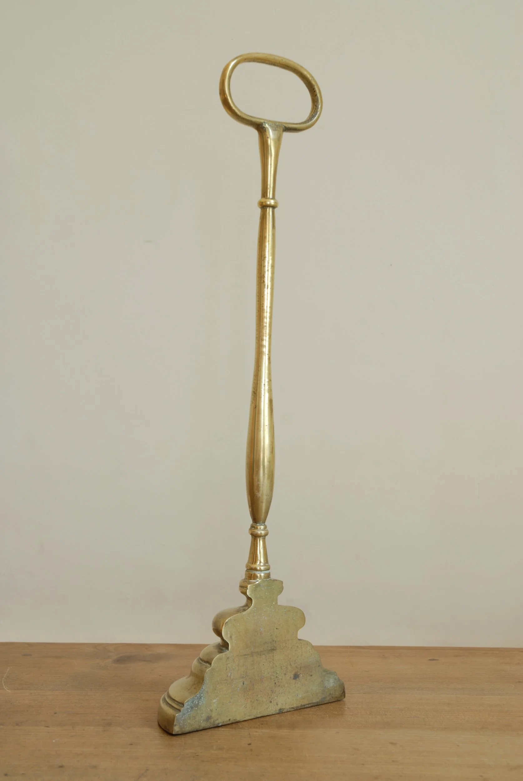 SIZED 1597 Brass Door Porter.JPG
