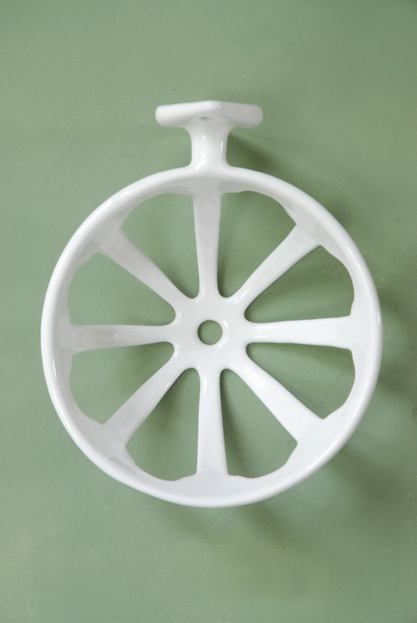 SIZED 1563 Sponge Holder Bathroom Waterandwooduk.JPG