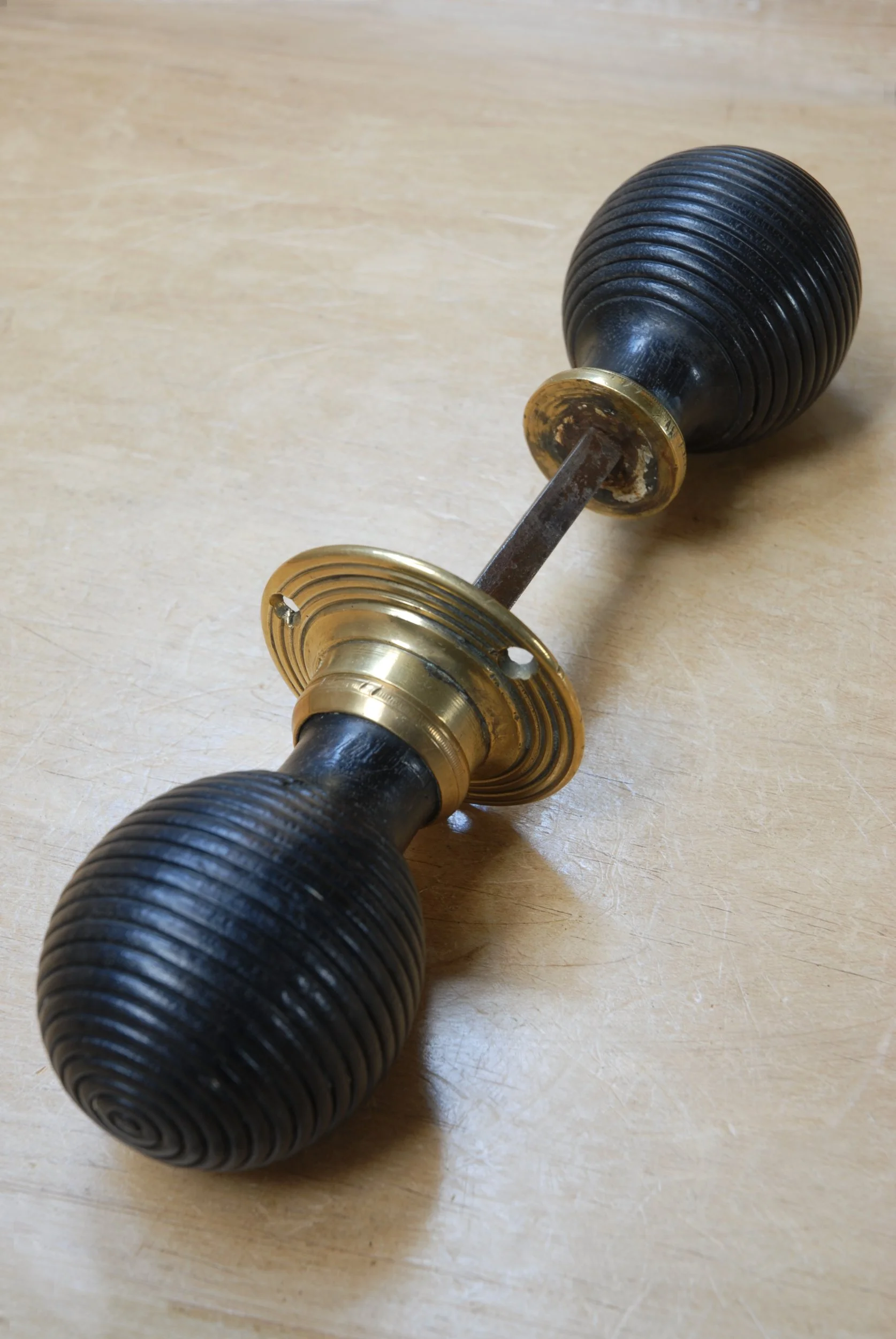 SIZED 1277 Victorian Beehive Door Knob.JPG