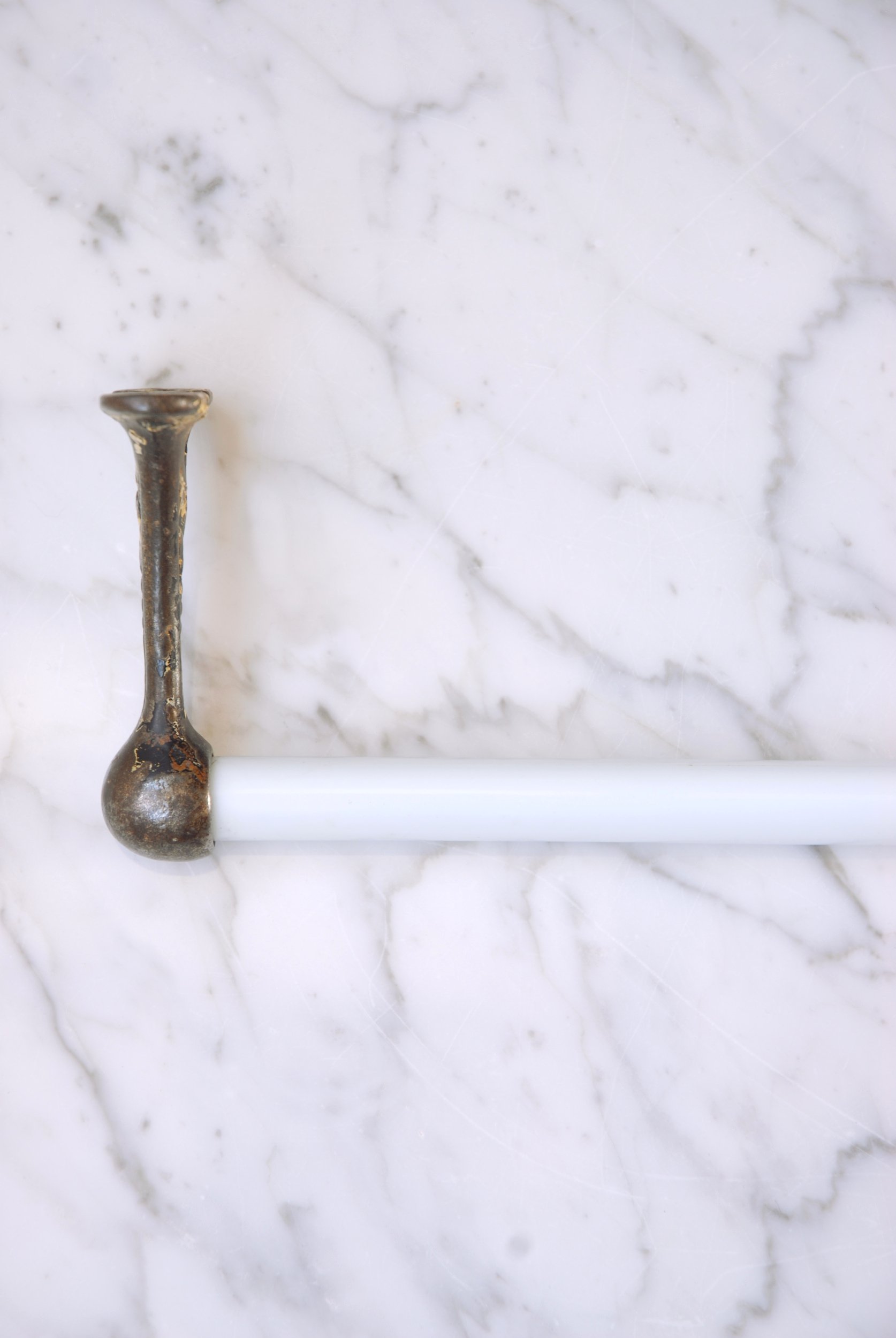 SIZED 1507 Brass And Glass Towel Rail Vintage.JPG