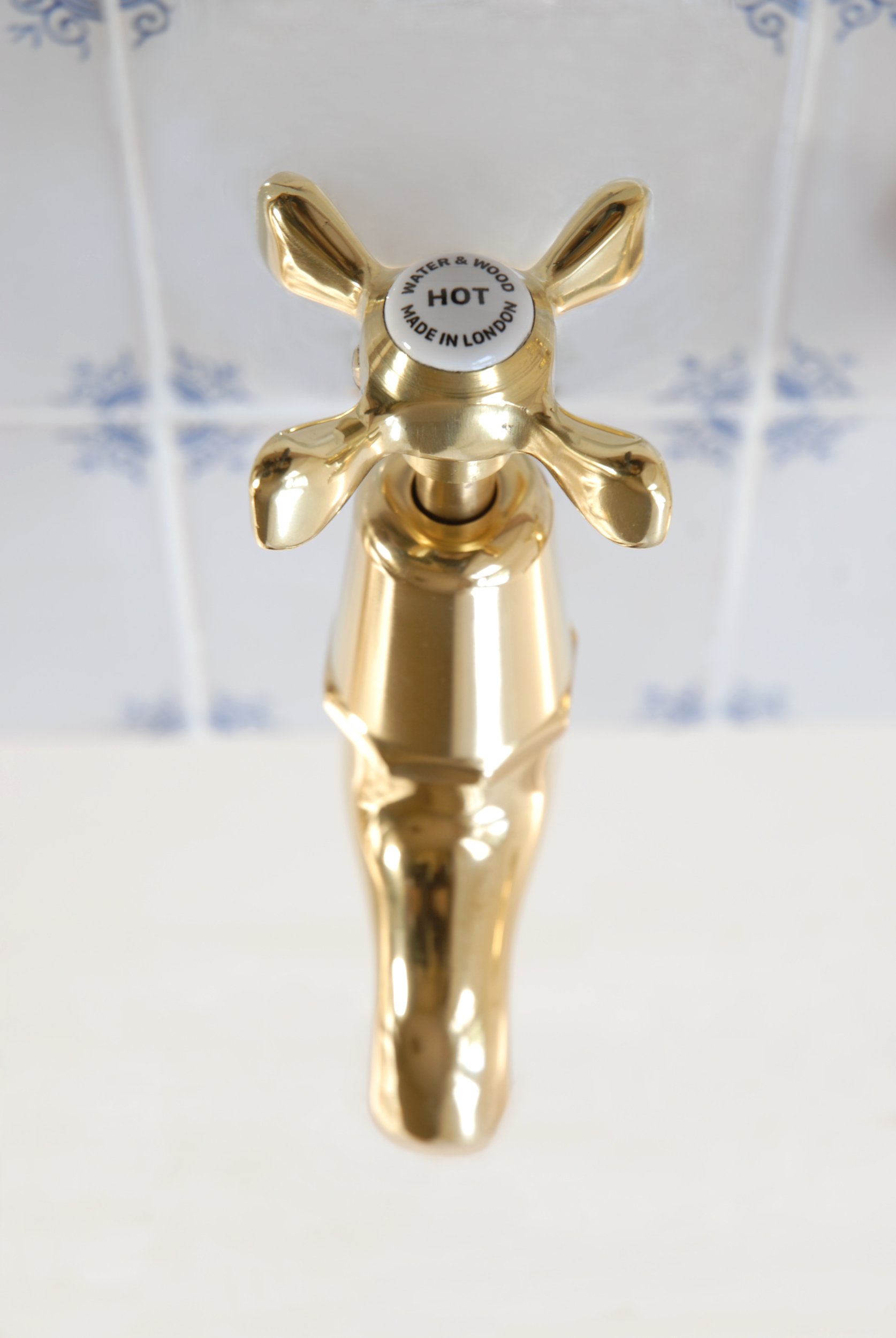 SIZED 1296 Waterandwooduk Brass Bib Taps Delft.JPG