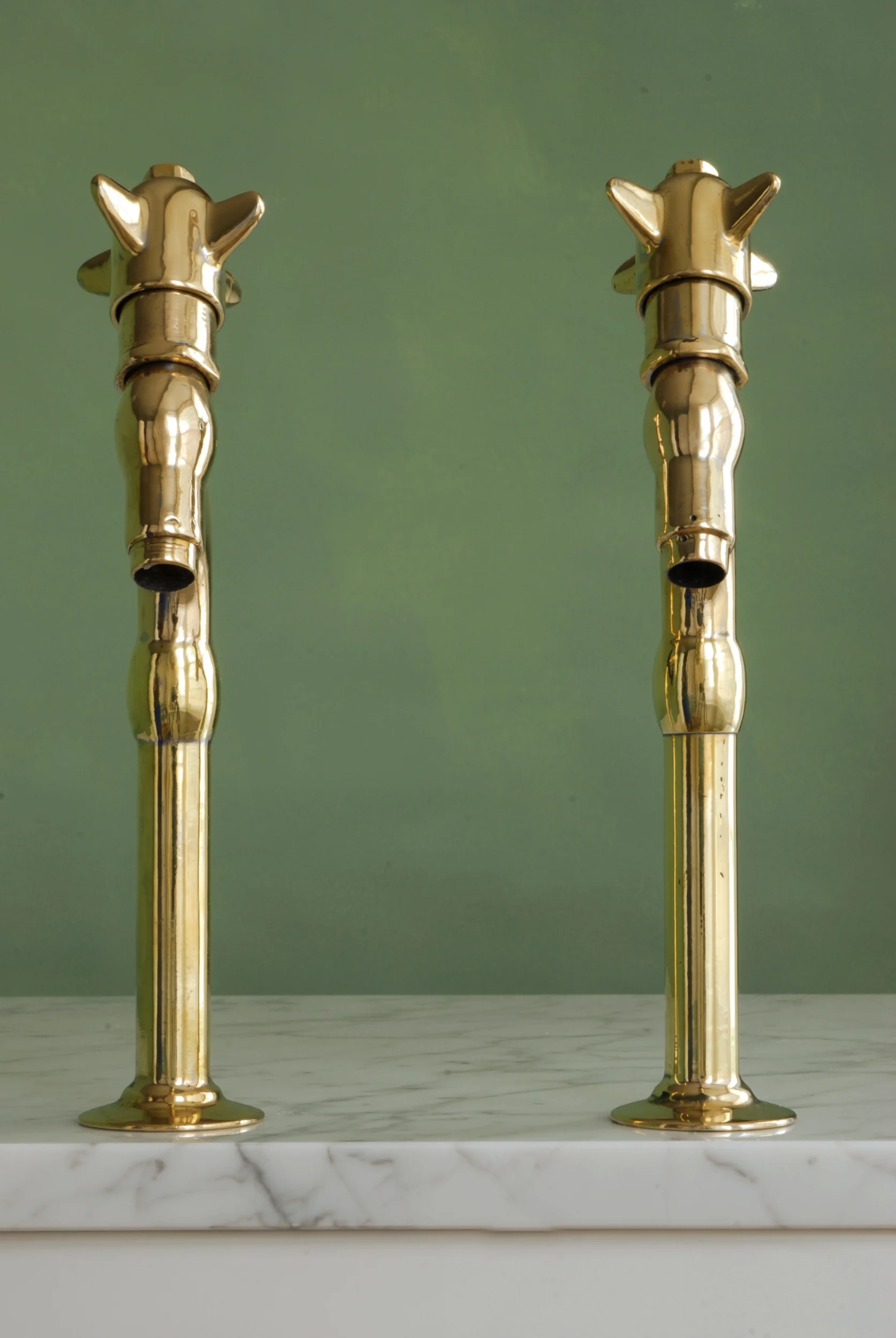 159 Brass Lab Taps Front View.JPG