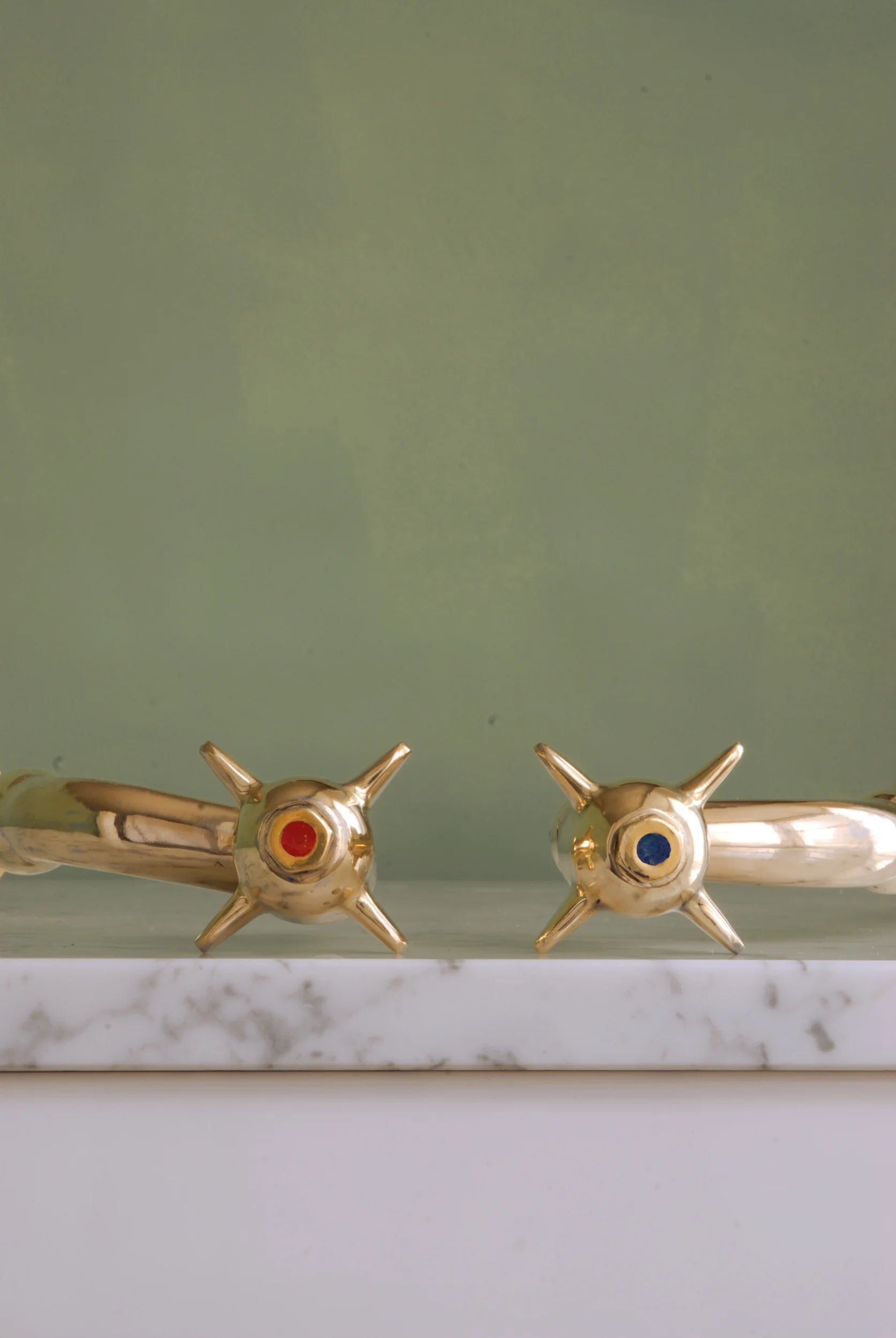 159 Brass Lab Taps Top View.JPG