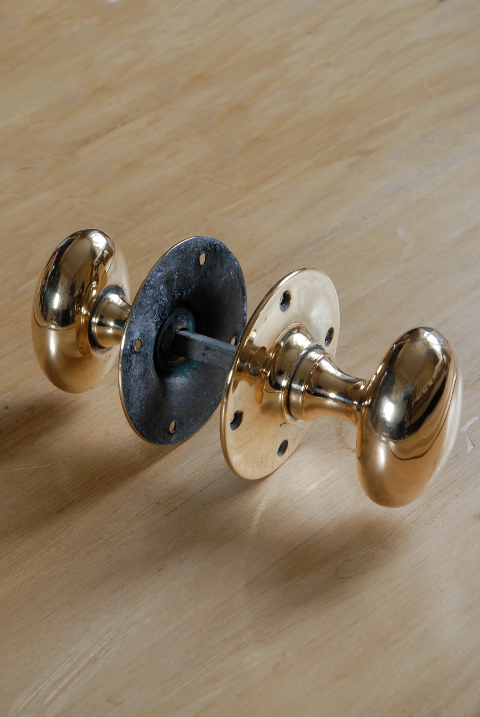 SIZED 289 Goose Egg Door Knobs Side View.JPG