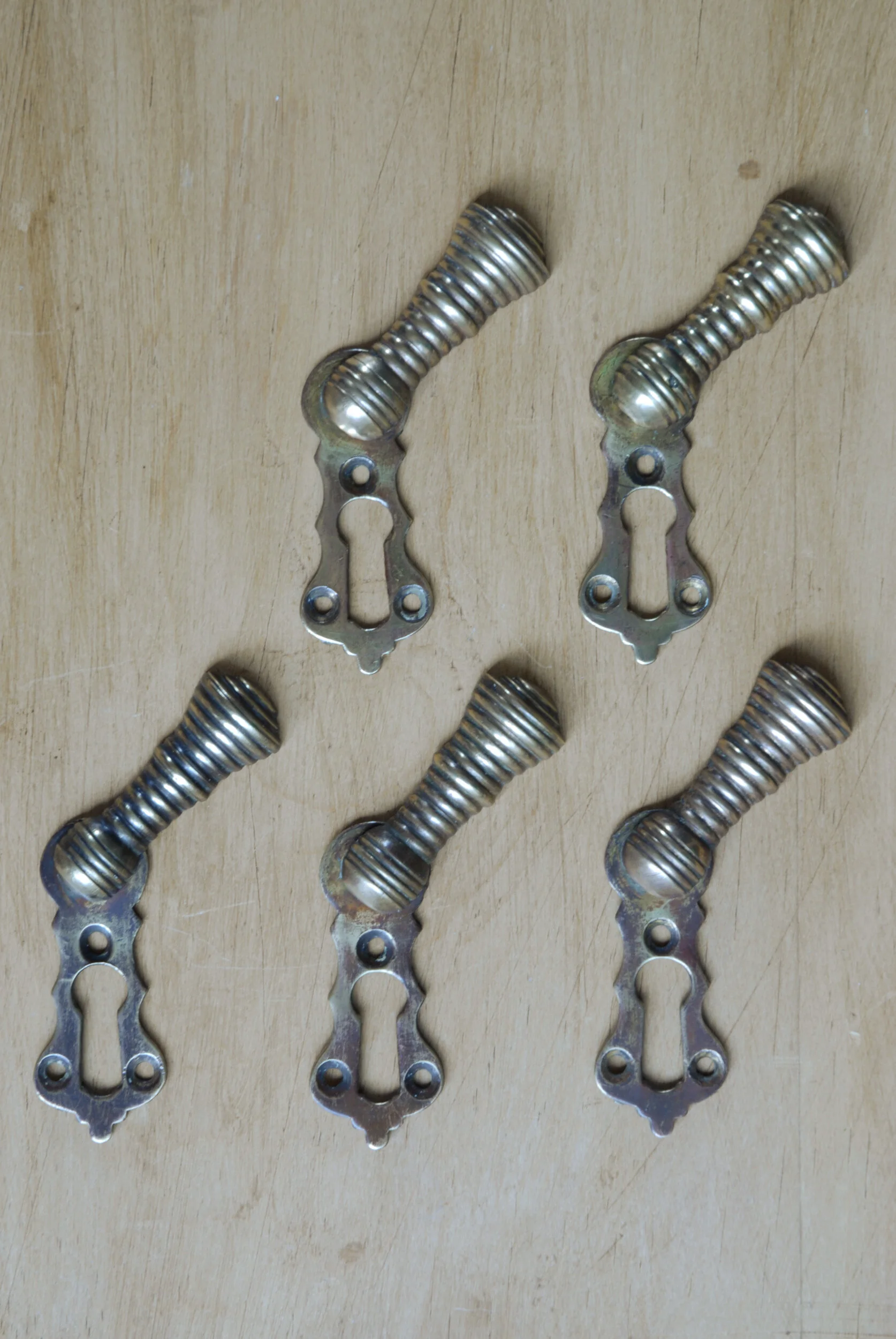 SIZED 407 Escutcheon Beehive Set.JPG