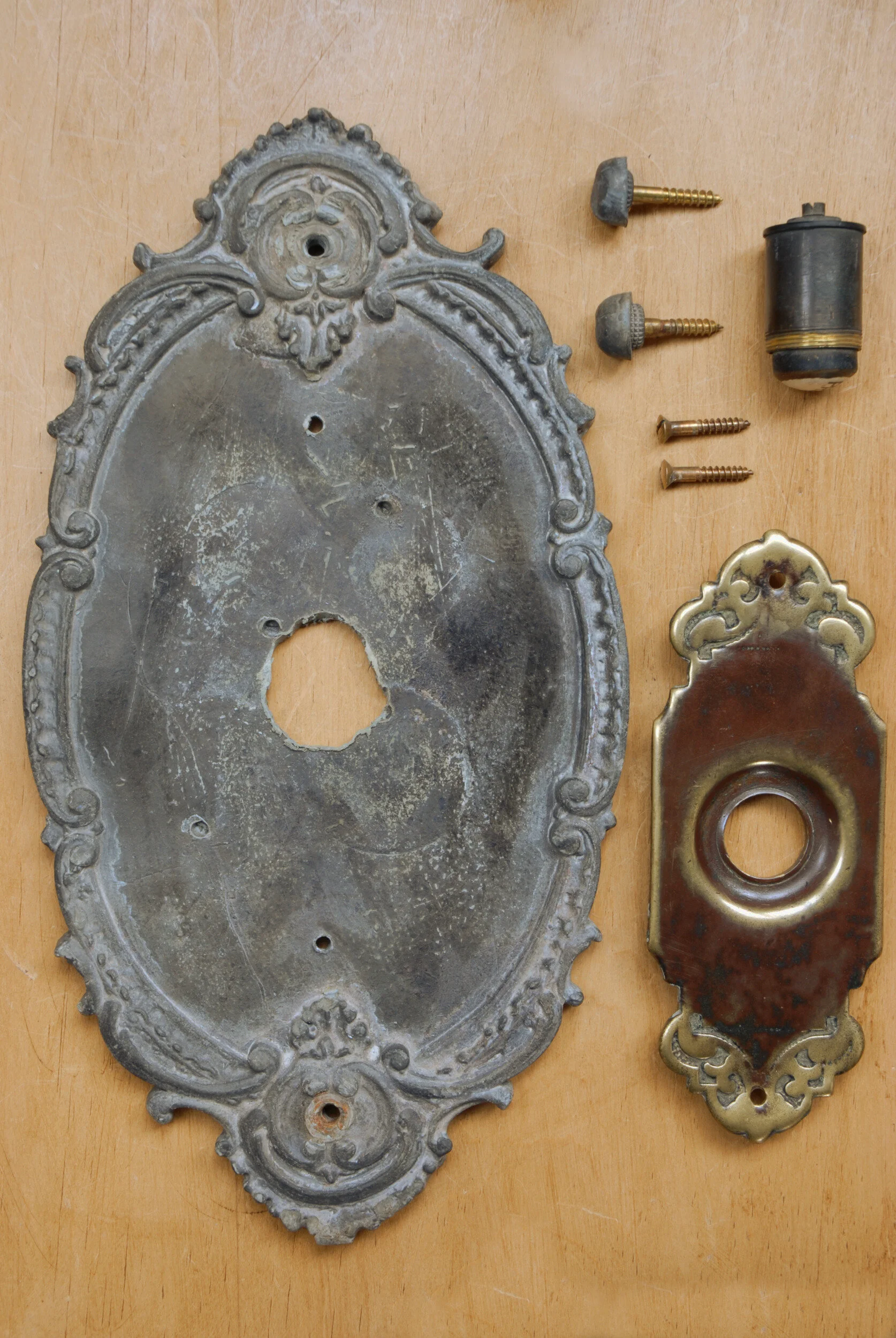 SIZED 465 Antique Door Bell Lead Components.JPG