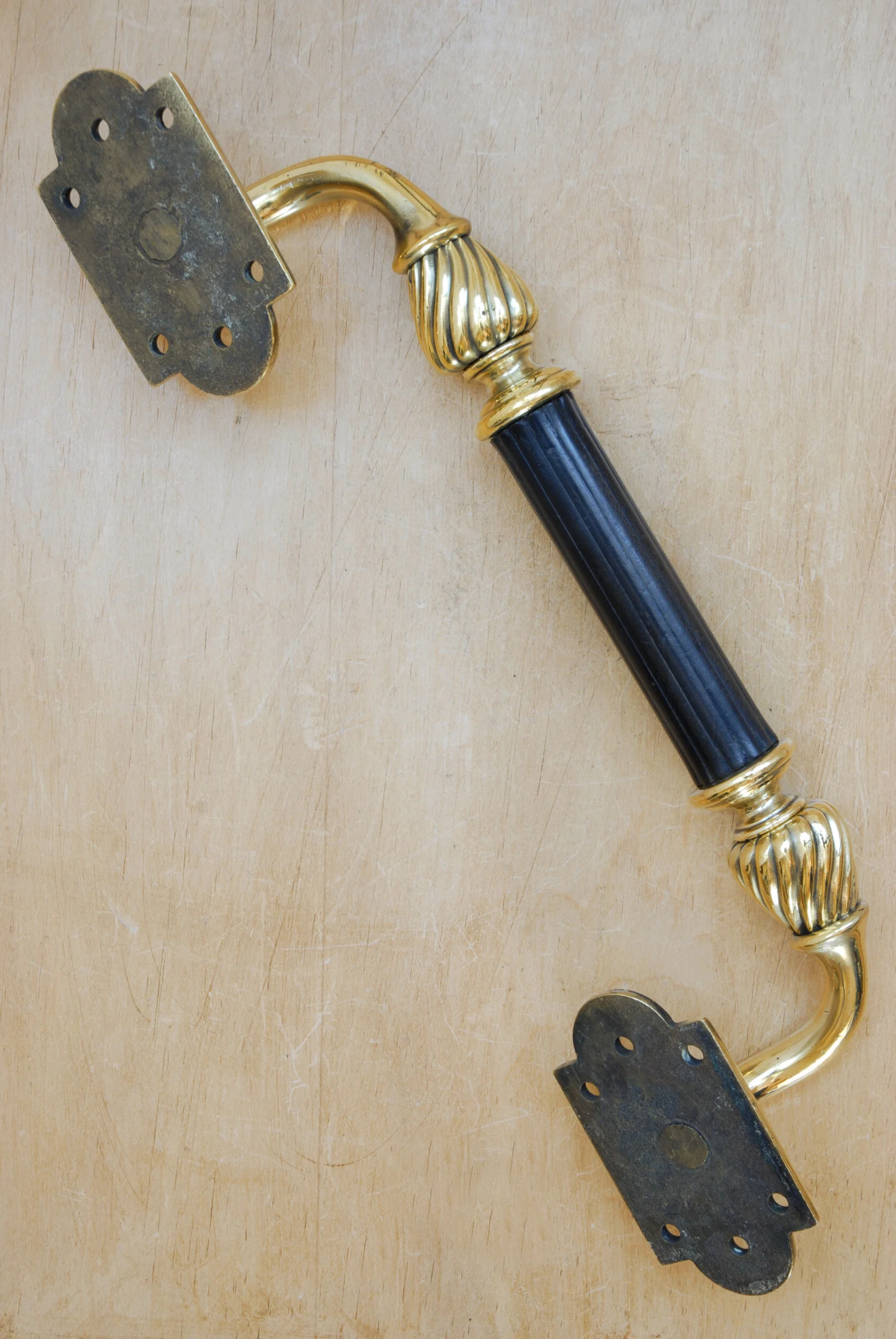 SIZED 561 Single Reeded Ebony Door Handle Back View.JPG