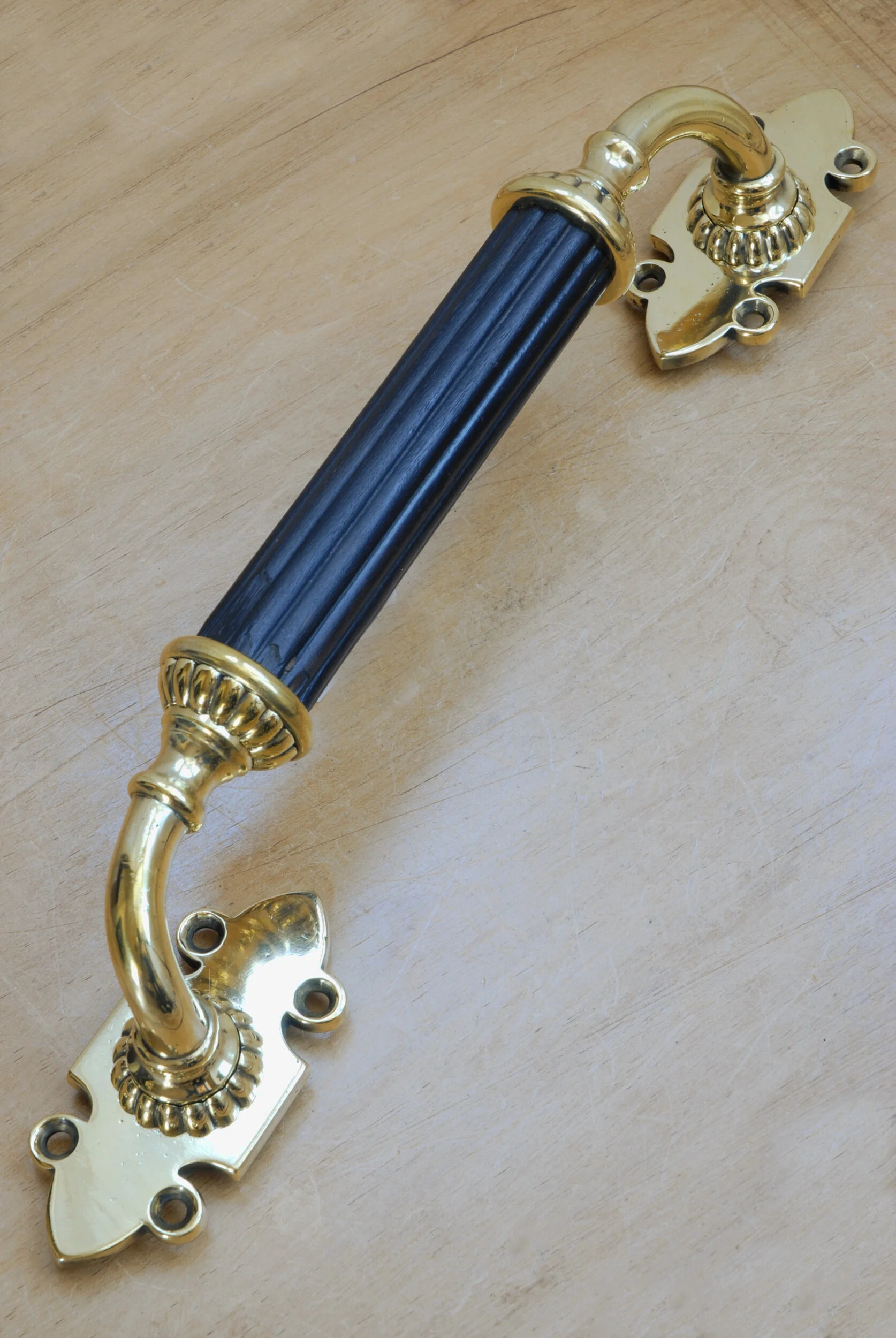 SIZED 563 Ebony Pull Handle Details.JPG