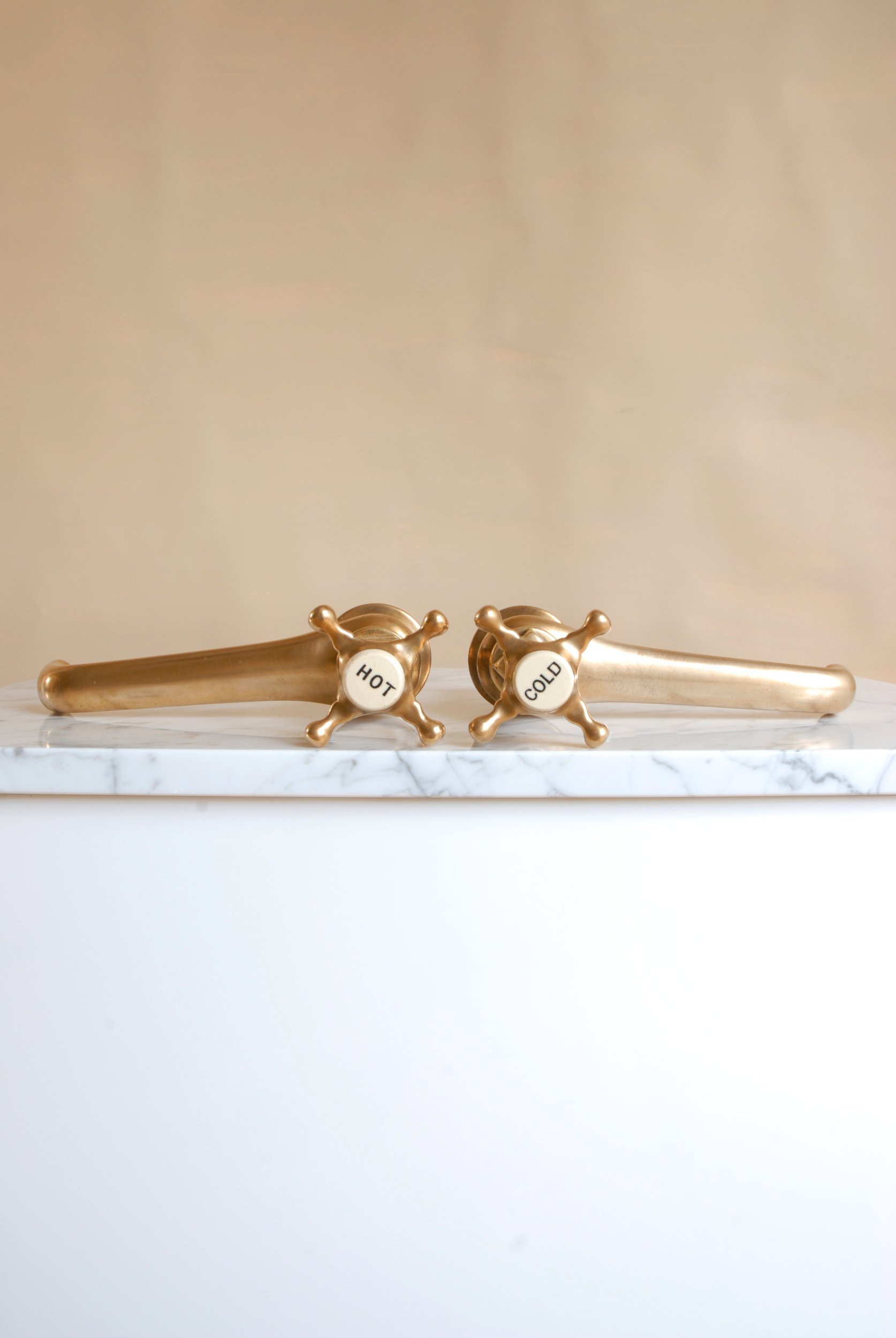 SIZED 717 Victorian Bath Taps.JPG
