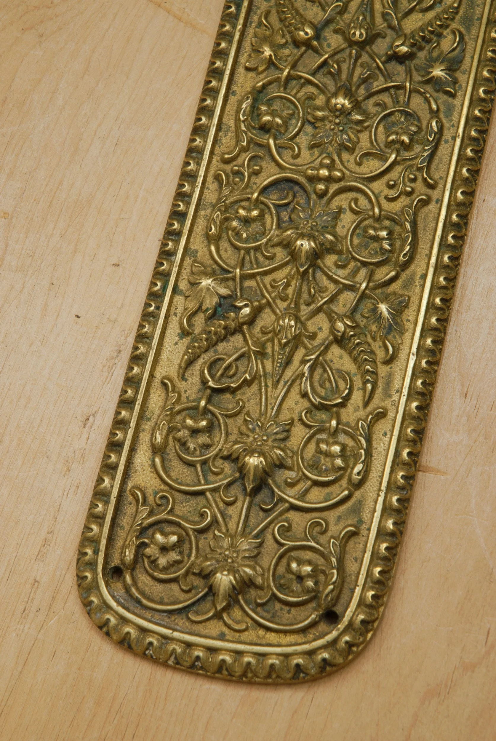 SIZED 806 Brass Fingerplates Cast .JPG