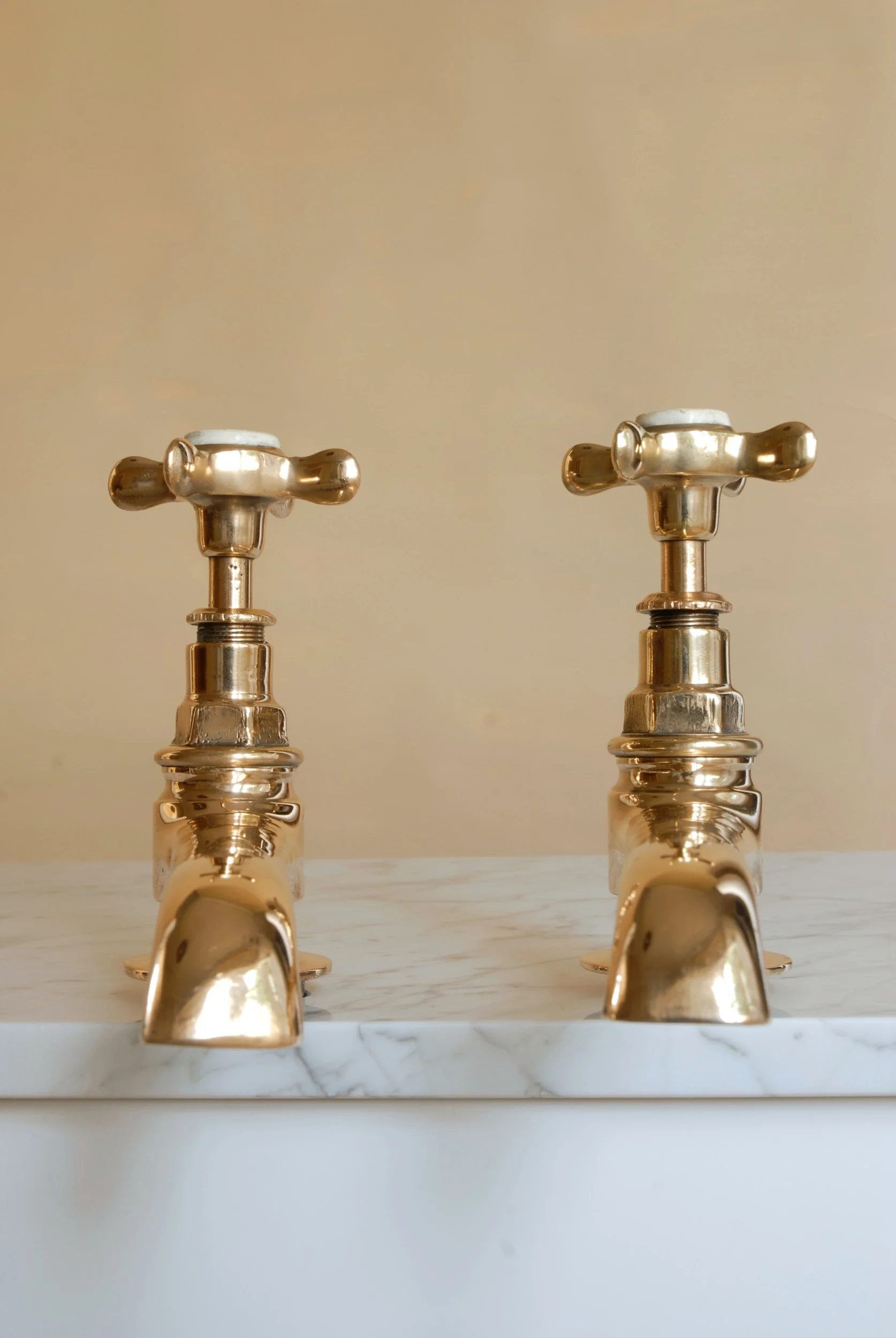 SIZED 883 Long Reach Brass Bath Taps Antique.JPG