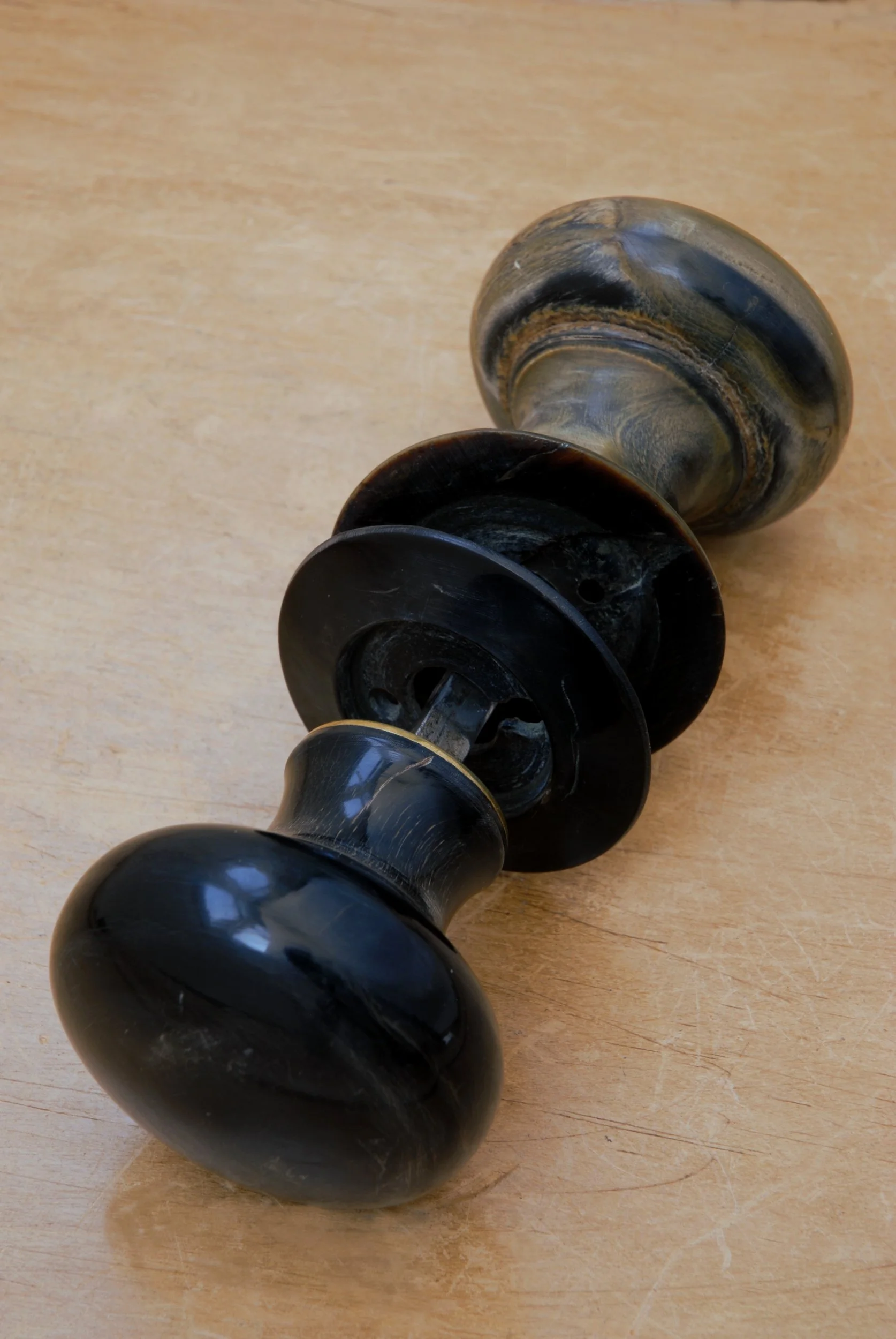 SIZED 1005 Handle Horn.JPG