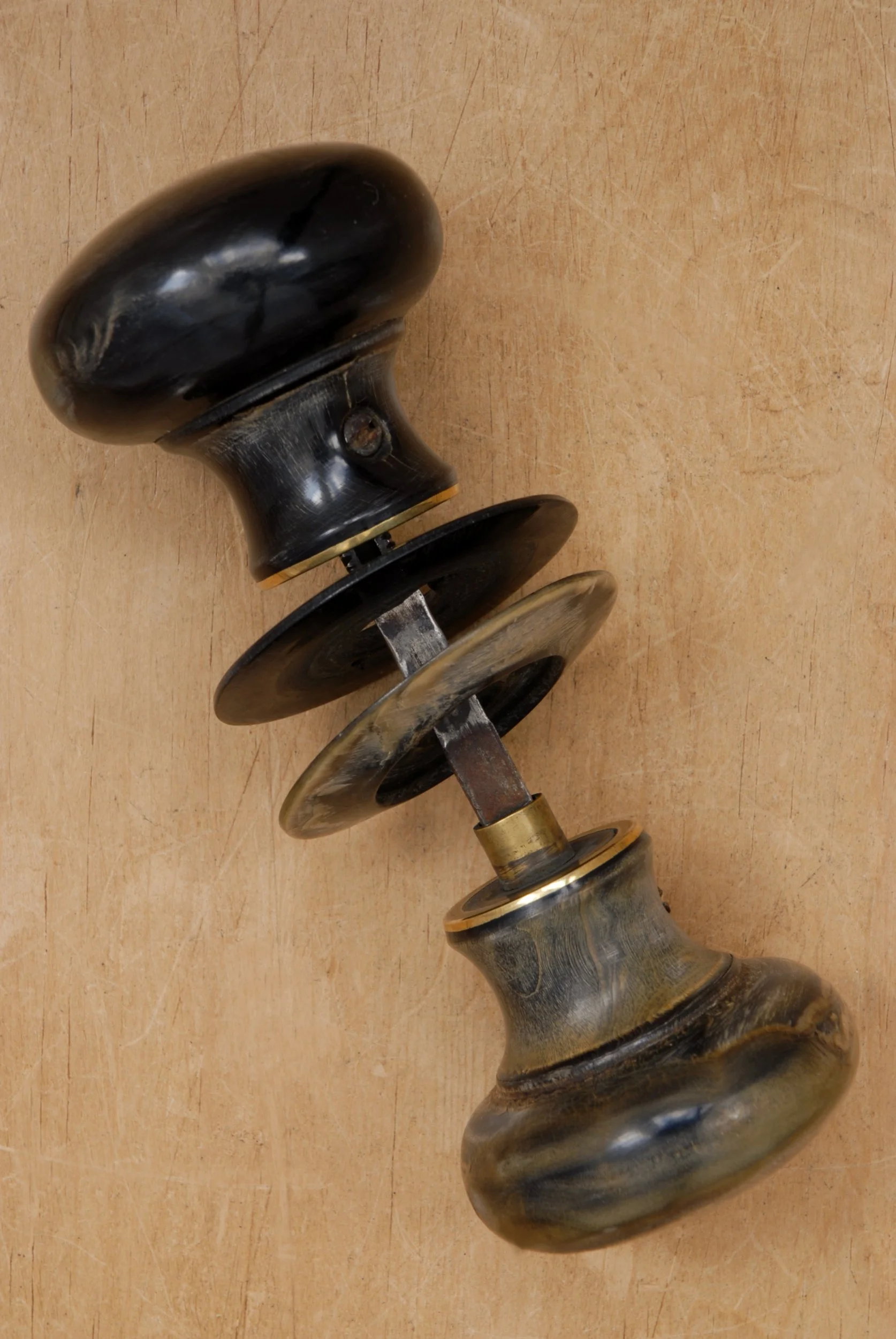 SIZED 1005 Horn Handle.JPG