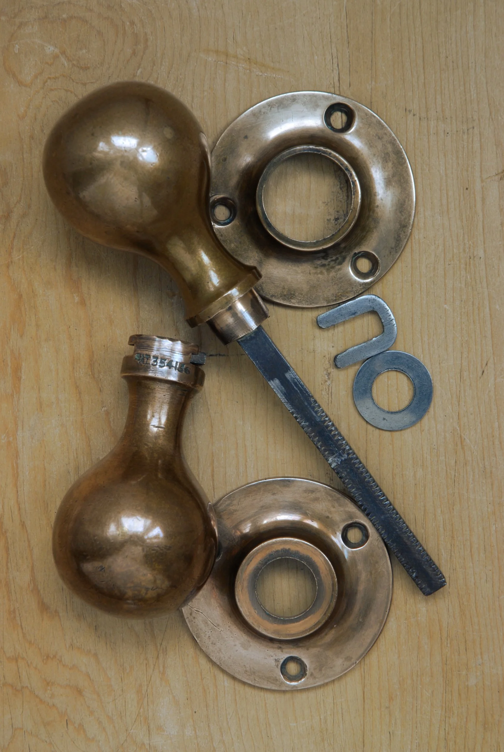 SIZED 1011 Brass Door Handles.JPG