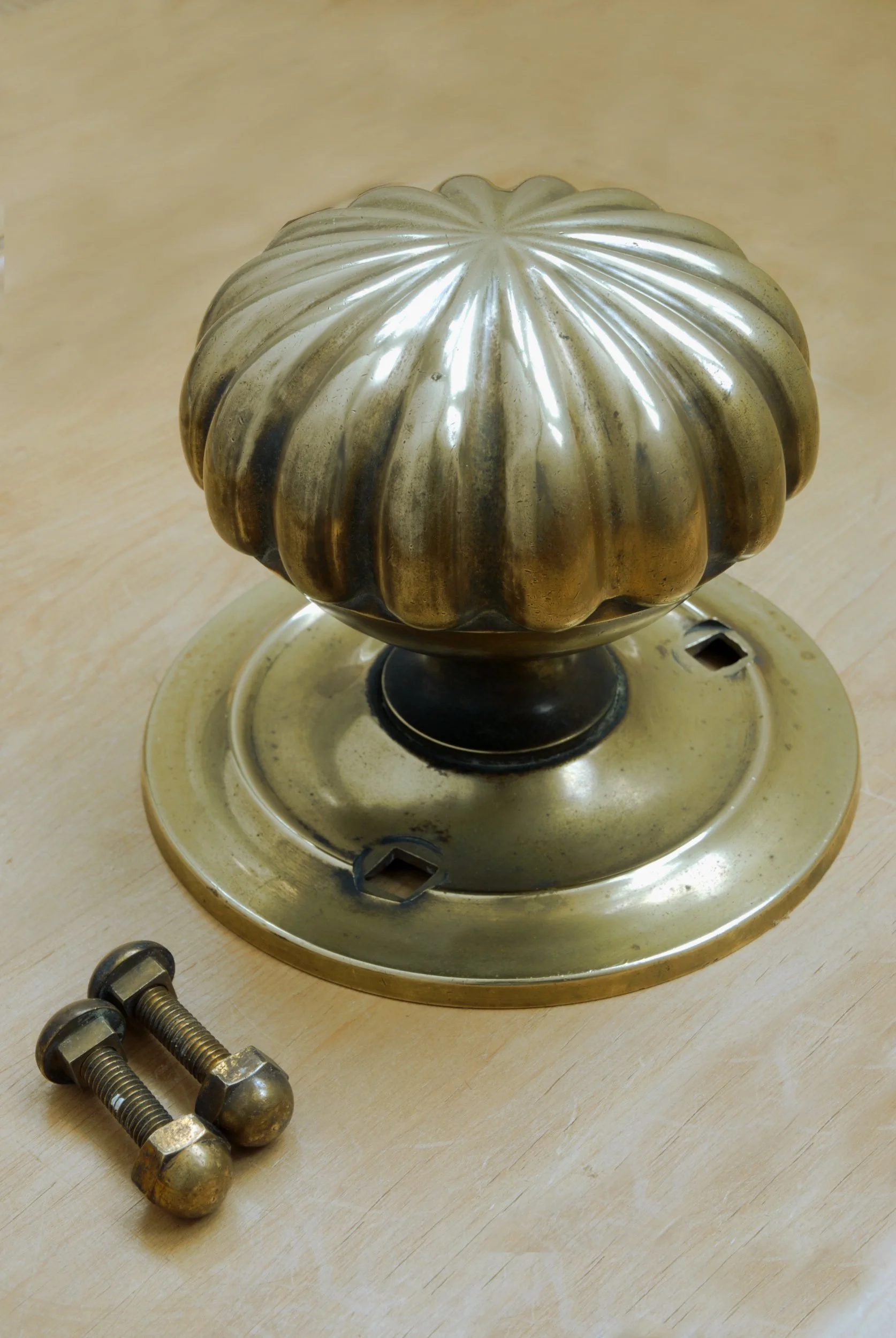 SIZED 1015 Massive French Pull Handle.JPG