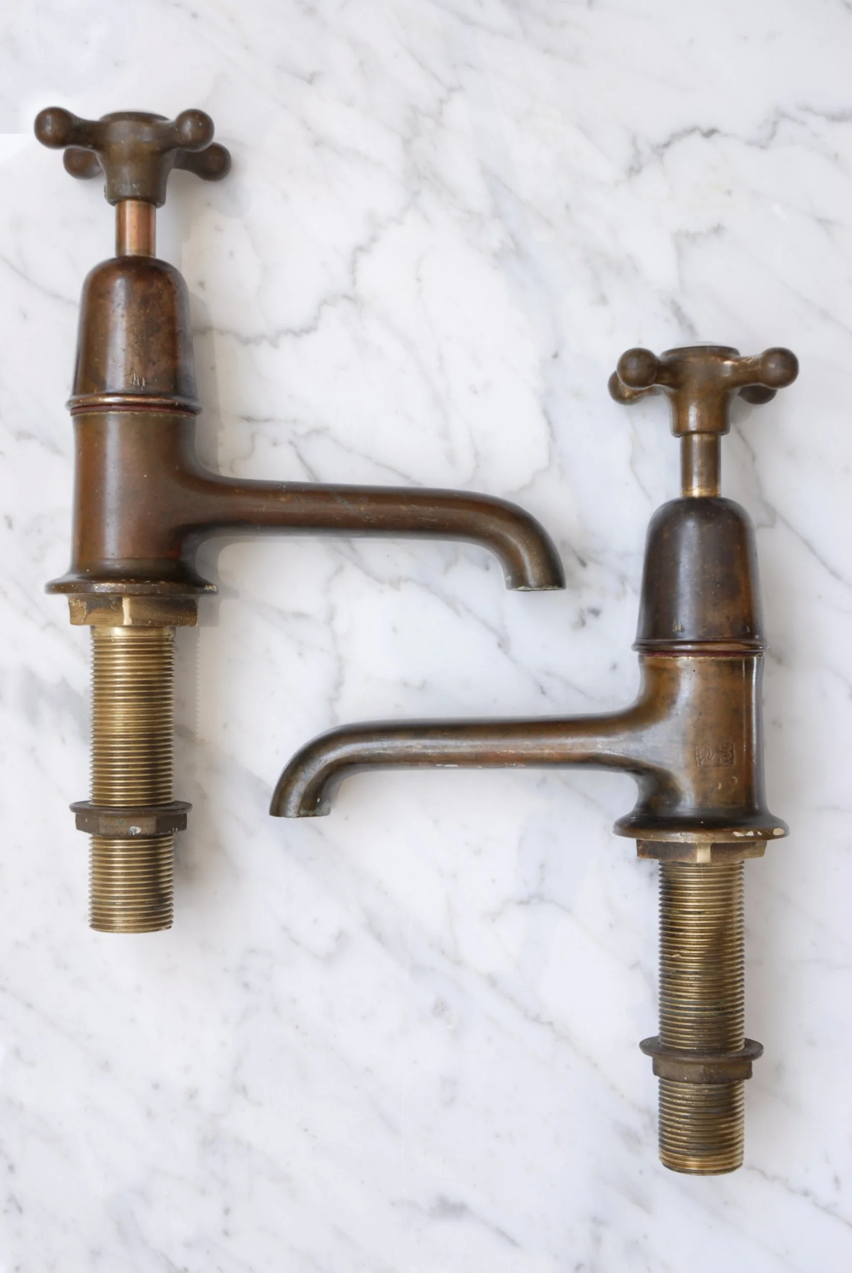 SIZED 1028 Brass Antique Taps.JPG