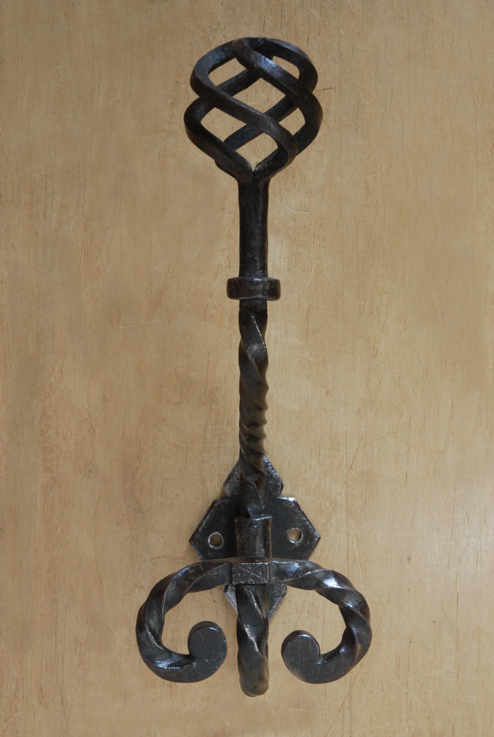 SIZED 1155 Iron Coat Hook.JPG