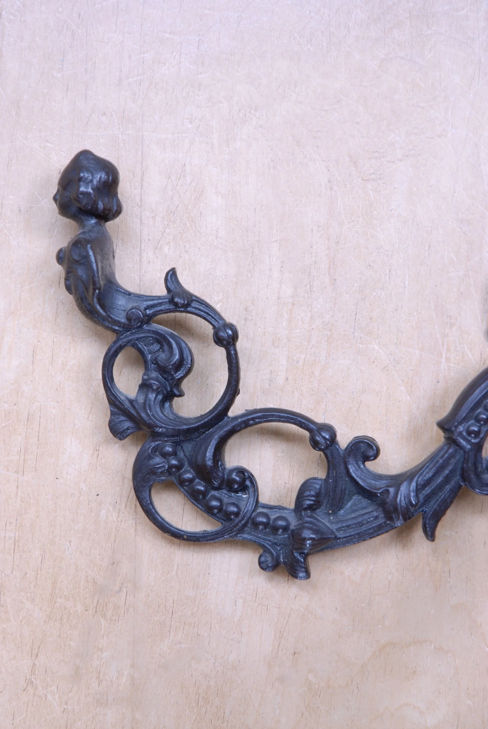 SIZED 1244 Bronze Antique Coat Hook.JPG