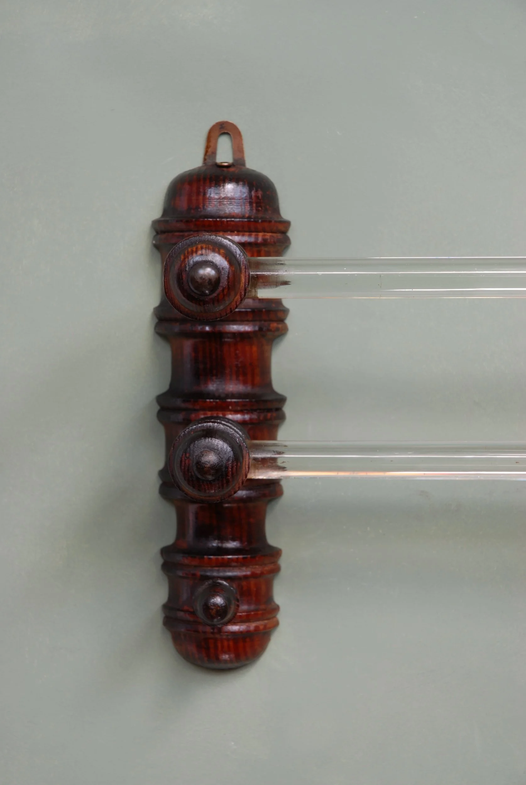 SIZED 1250 Wooden Towel Rail Antique.JPG