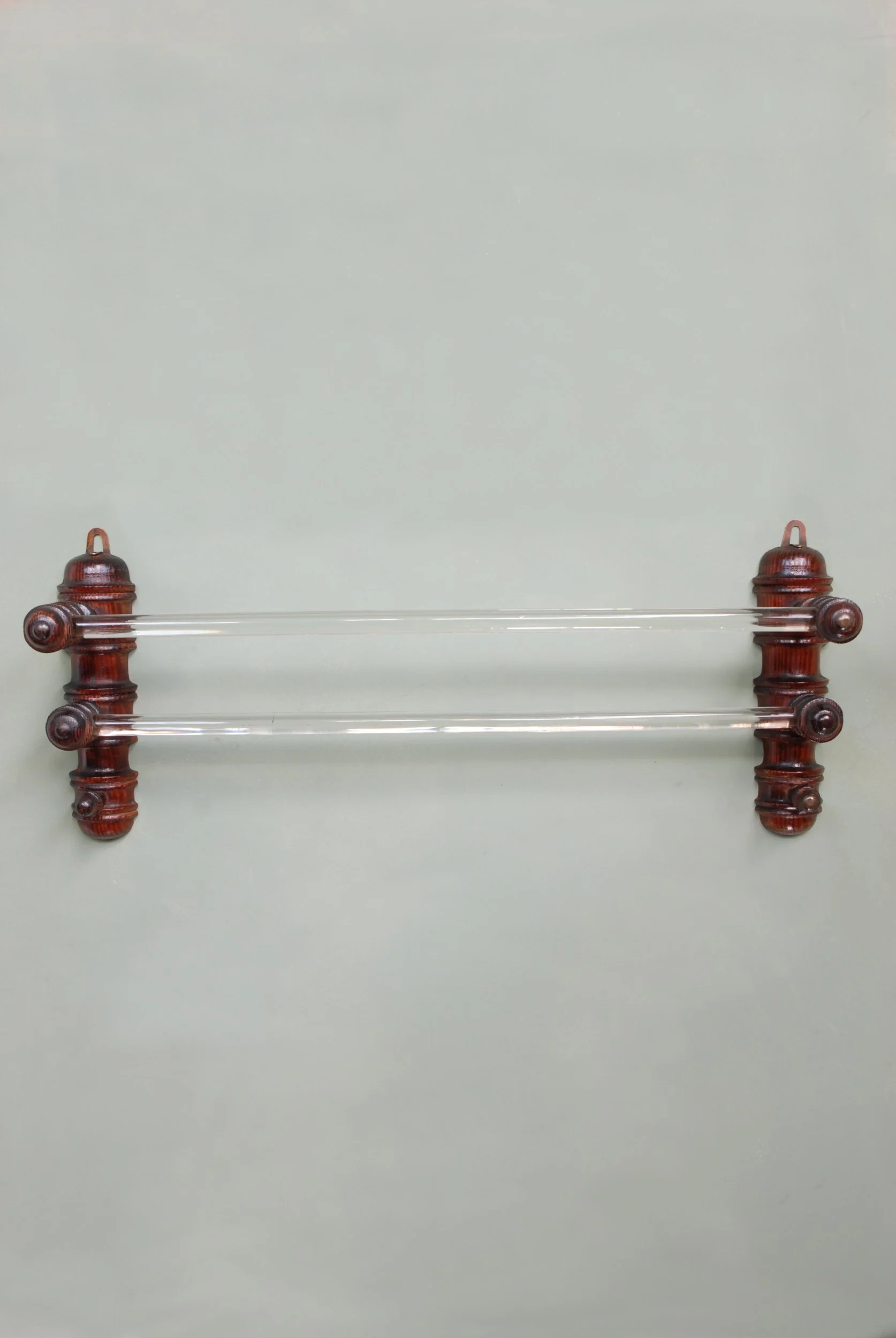 SIZED 1250 Towel Rail Waterandwooduk.JPG