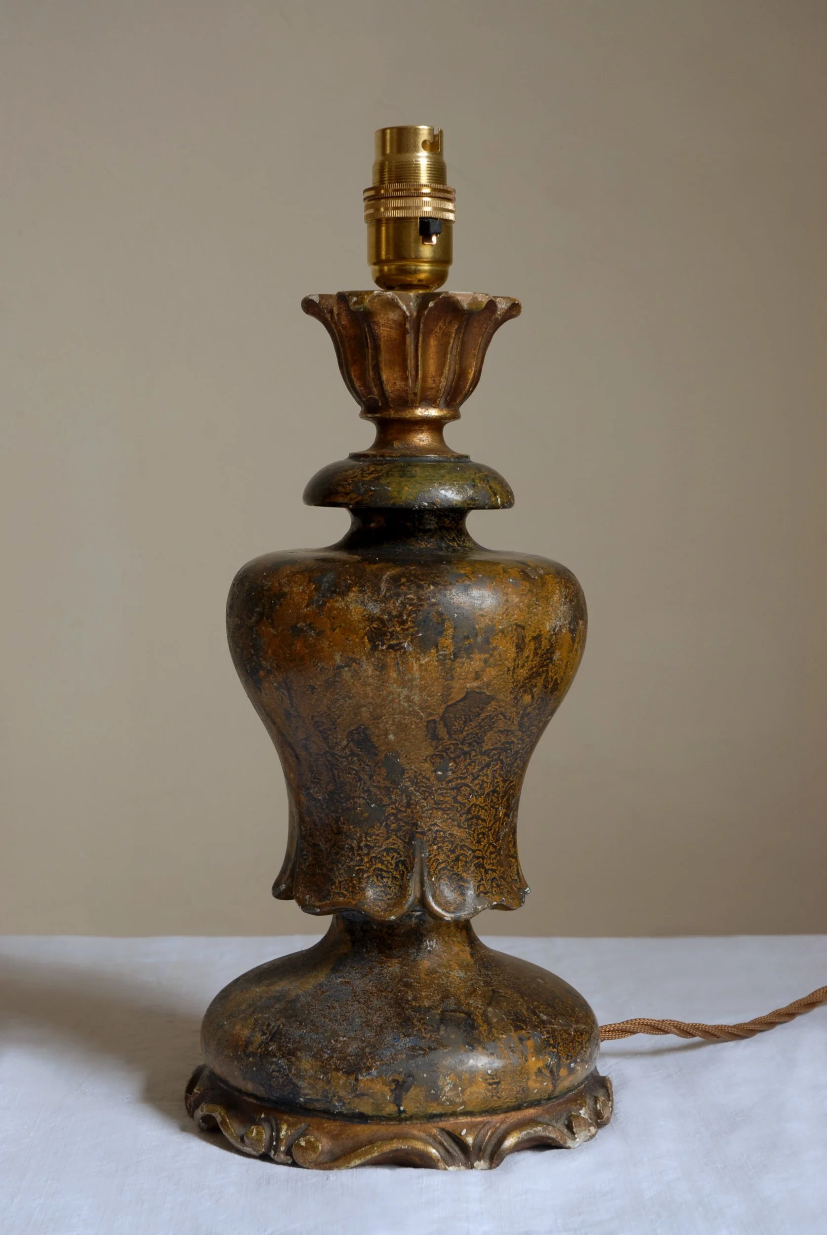 SIZED 1268 Italian Gesso Lamp.JPG