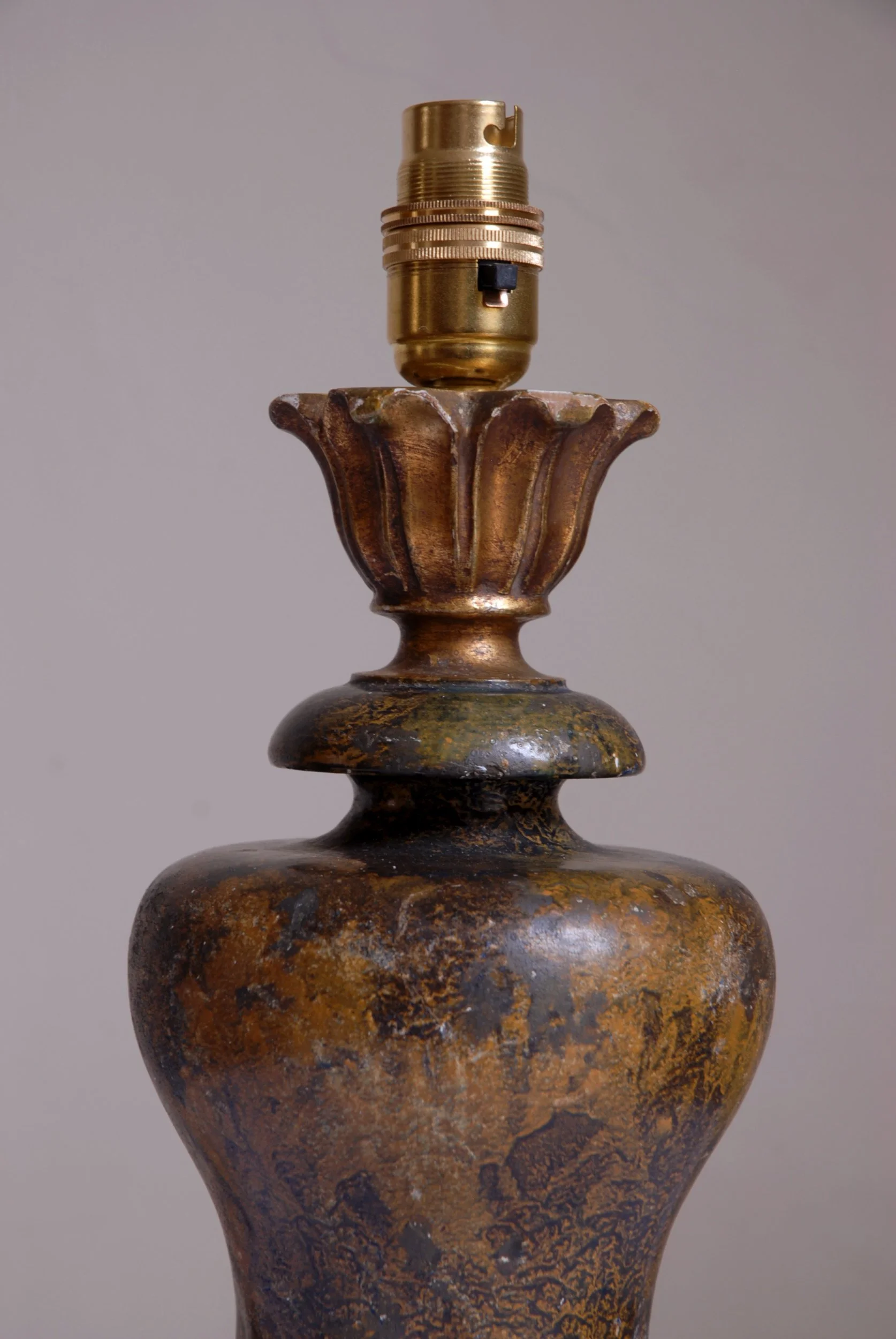 SIZED 1268 Gesso Vintage Table Lamp.JPG